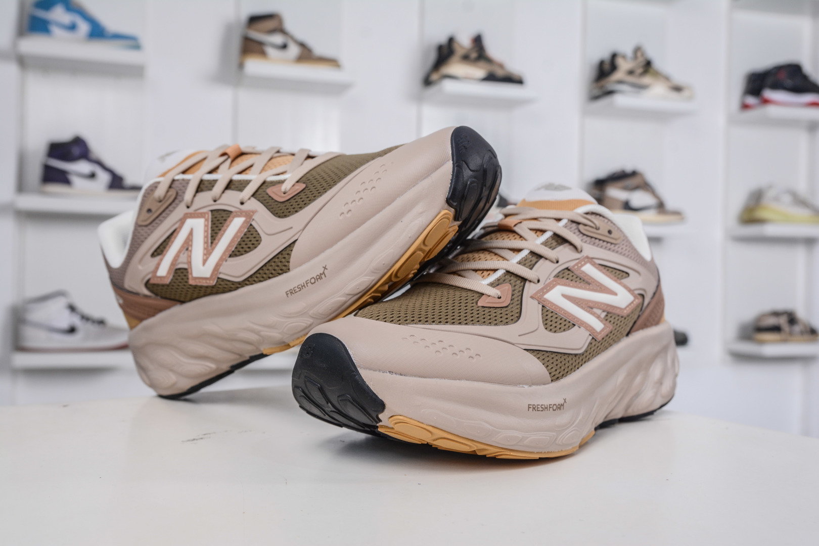 New Balance NB FuelCell Supercomp NB跑步鞋 UTRNAC-莆田鞋,莆田鞋货源,高仿鞋,高仿鞋货源,安福档口,莆田高仿鞋,莆田鞋批发,高仿鞋批发,莆田高仿运动鞋,高仿运动鞋,莆田运动鞋 New Balance NB FuelCell Supercomp NB跑步鞋 UTRNAC