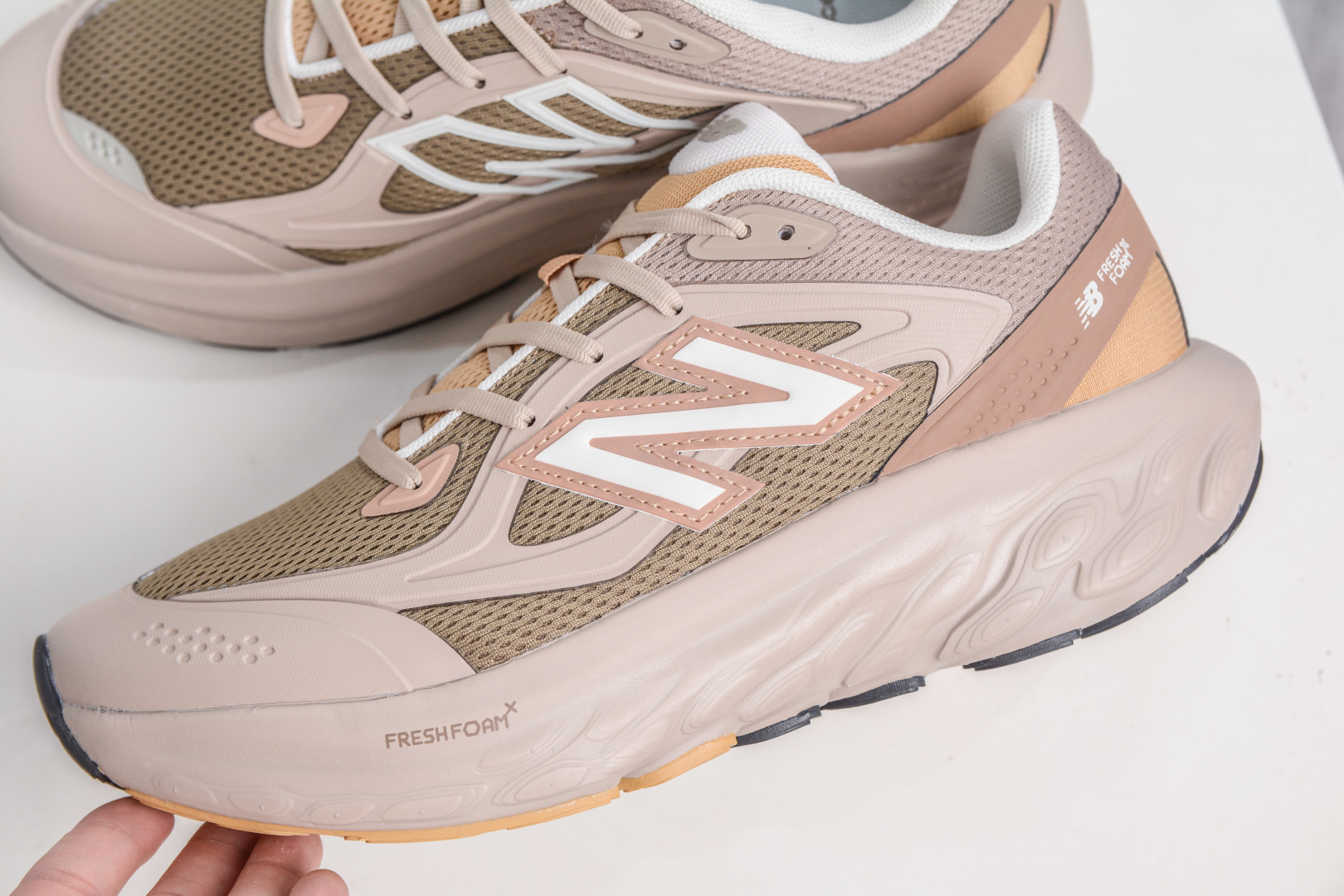 New Balance NB FuelCell Supercomp NB跑步鞋 UTRNAC-莆田鞋,莆田鞋货源,高仿鞋,高仿鞋货源,安福档口,莆田高仿鞋,莆田鞋批发,高仿鞋批发,莆田高仿运动鞋,高仿运动鞋,莆田运动鞋 New Balance NB FuelCell Supercomp NB跑步鞋 UTRNAC