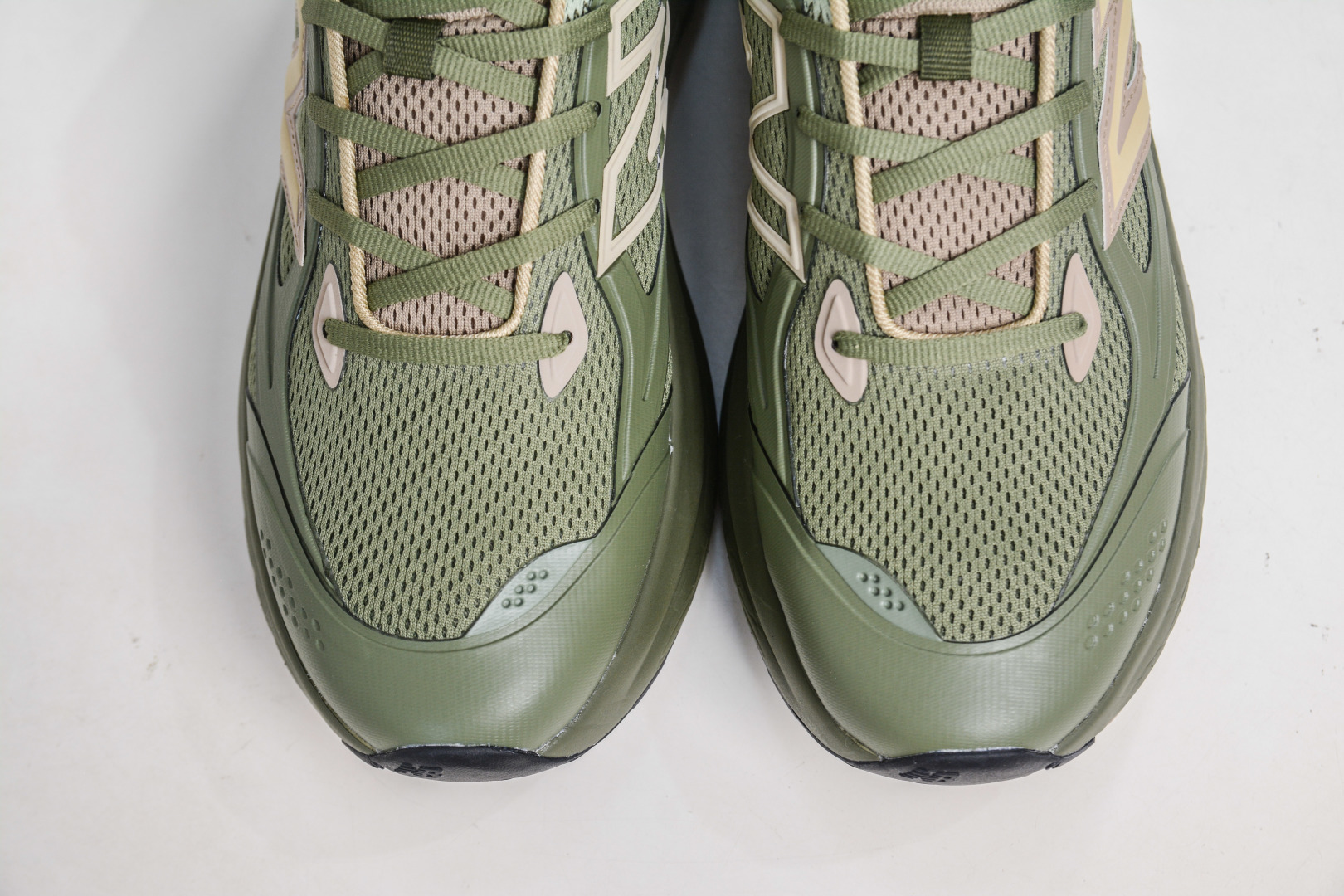 New Balance NB FuelCell Supercomp NB跑步鞋 UTRNAD-莆田鞋,莆田鞋货源,高仿鞋,高仿鞋货源,安福档口,莆田高仿鞋,莆田鞋批发,高仿鞋批发,莆田高仿运动鞋,高仿运动鞋,莆田运动鞋 New Balance NB FuelCell Supercomp NB跑步鞋 UTRNAD