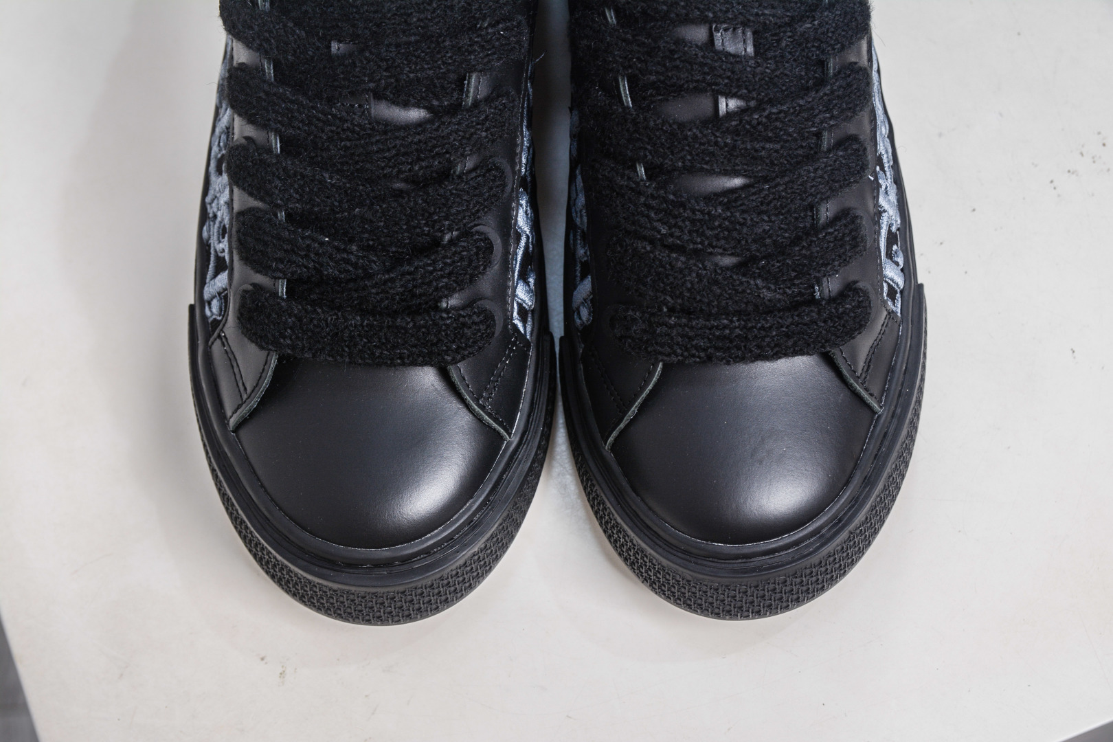 Dior B33 运动鞋2024秋季新品 重新诠释经网球鞋 3SN303ZWNYQ H900