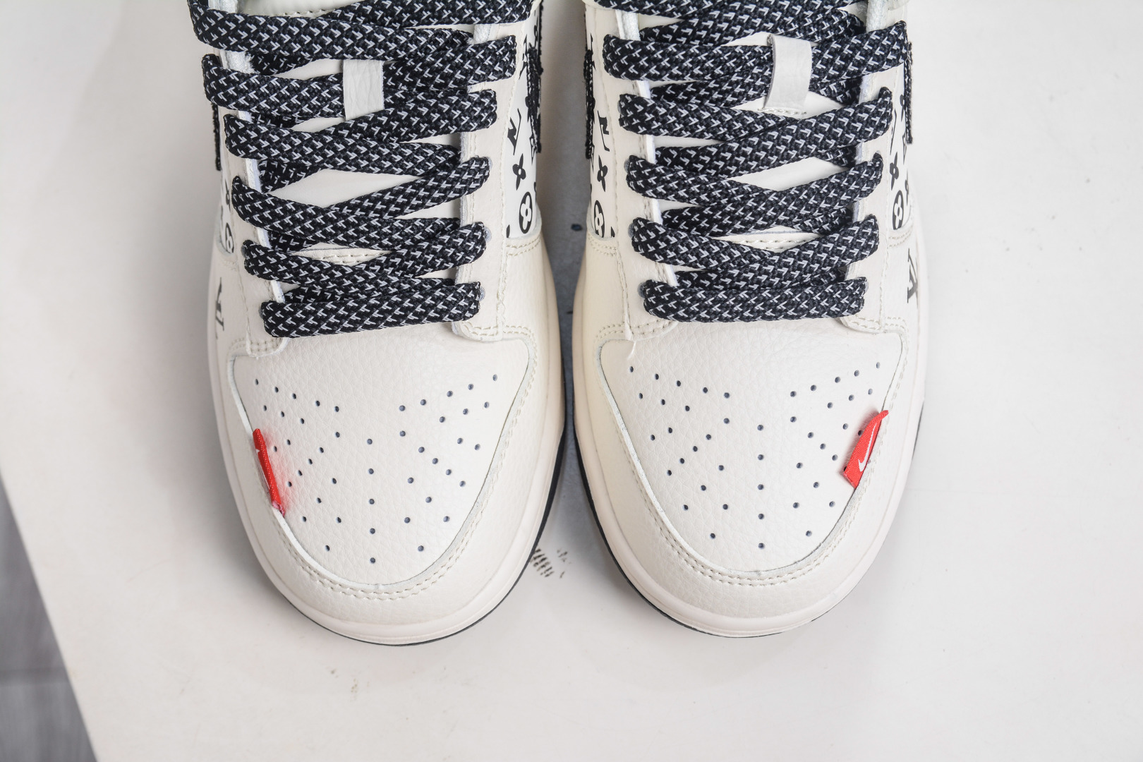 Nike SB Dunk Low x Louis Vuitton Cream Black Red Print Sneakers 10 cmp i1760456414734 9535 0 8