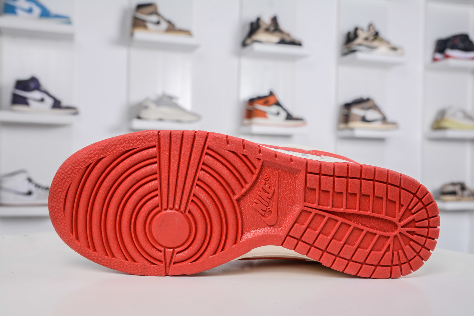 Nike SB Dunk Low MLB Yankees - Premium Craftsmanship, Iconic Design 6 cmp i1760456465892 8603 0 4