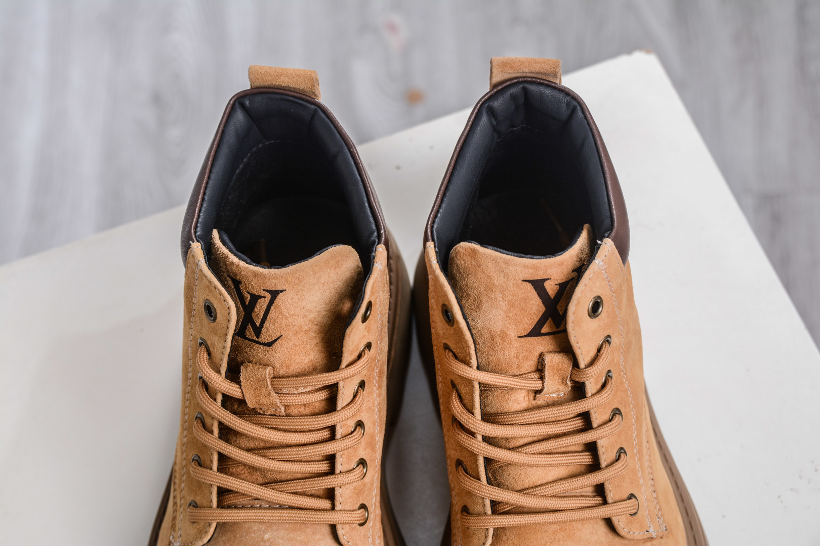 Louis Vuitton Fall/Winter Lightweight Leather Ankle Boots - Premium Quality 9 cmp i1760456768636 3742 0 7