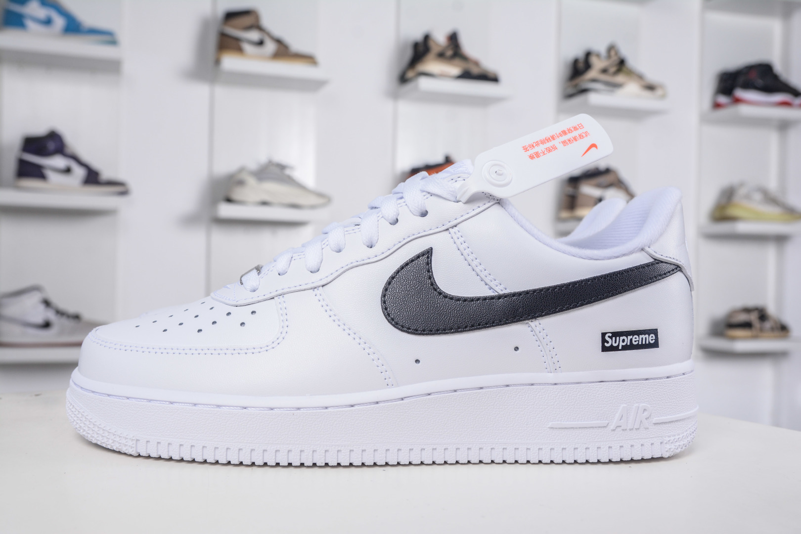 Supreme x Nike Air Force 1 Low White/Black Sneakers CU9225-102