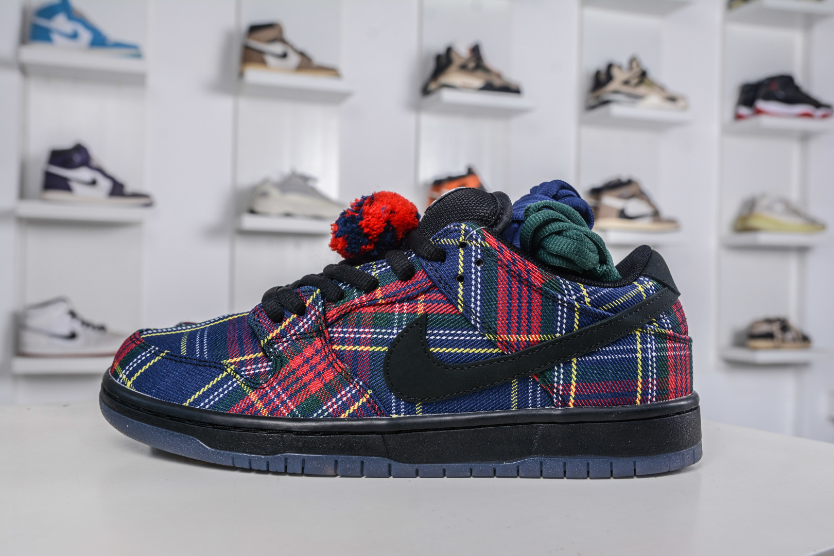 Nardwuar x Nike SB Dunk Low 'Varsity Red' Plaid Sneakers 1 cmp i1760457114446 7052 0 0