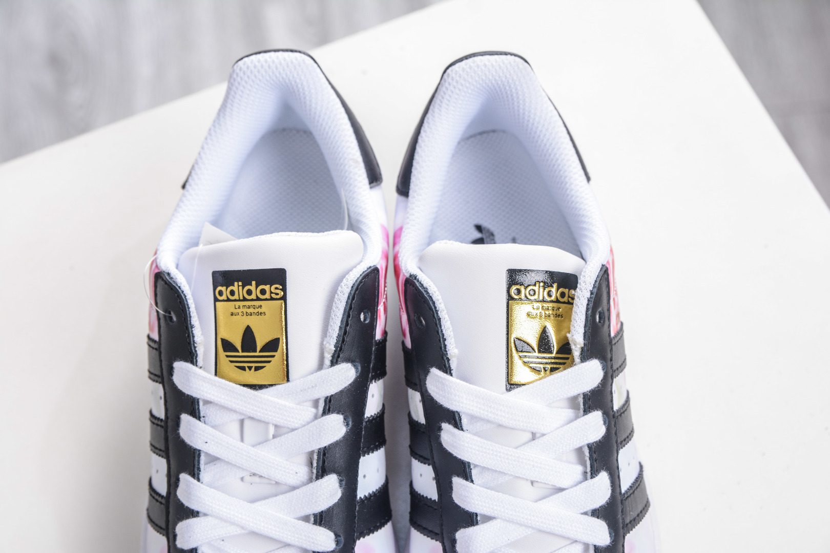 阿迪达斯/三叶草Adidas Originals Super II 经典贝壳头 涂鸦定制 古着系列低帮百搭休闲运动板鞋 EG4958-High Quatity Cheap Brand wholesale wholesaler seller Clothes Bags handbags Sneakers Top Fashion Clothing Shoes from China Factory Chinese suppliers best Quality Beautiful Price 阿迪达斯/三叶草Adidas Originals Super II 经典贝壳头 涂鸦定制 古着系列低帮百搭休闲运动板鞋 EG4958