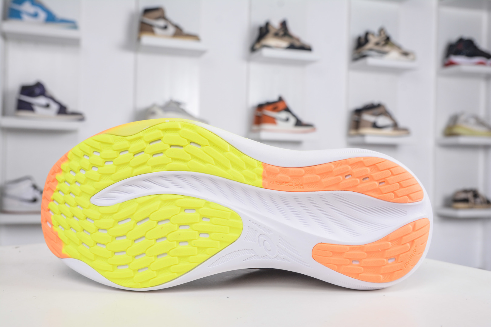 Asics Gel-Saiun 3 复古亚瑟士 透气休闲鞋缓震男子耐磨跑步鞋 1011B258-004-High Quatity Cheap Brand wholesale wholesaler seller Clothes Bags handbags Sneakers Top Fashion Clothing Shoes from China Factory Chinese suppliers best Quality Beautiful Price Asics Gel-Saiun 3 复古亚瑟士 透气休闲鞋缓震男子耐磨跑步鞋 1011B258-004