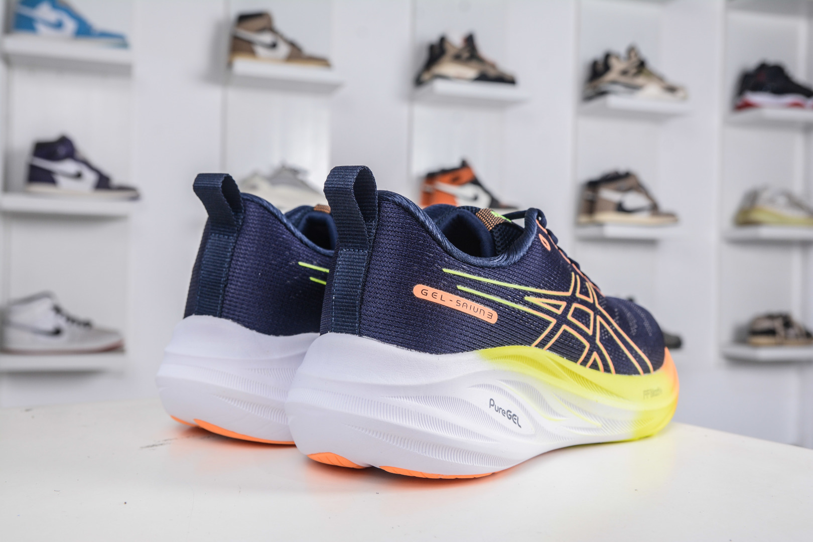 Asics Gel-Saiun 3 复古亚瑟士 透气休闲鞋缓震男子耐磨跑步鞋 1011B258-004-High Quatity Cheap Brand wholesale wholesaler seller Clothes Bags handbags Sneakers Top Fashion Clothing Shoes from China Factory Chinese suppliers best Quality Beautiful Price Asics Gel-Saiun 3 复古亚瑟士 透气休闲鞋缓震男子耐磨跑步鞋 1011B258-004