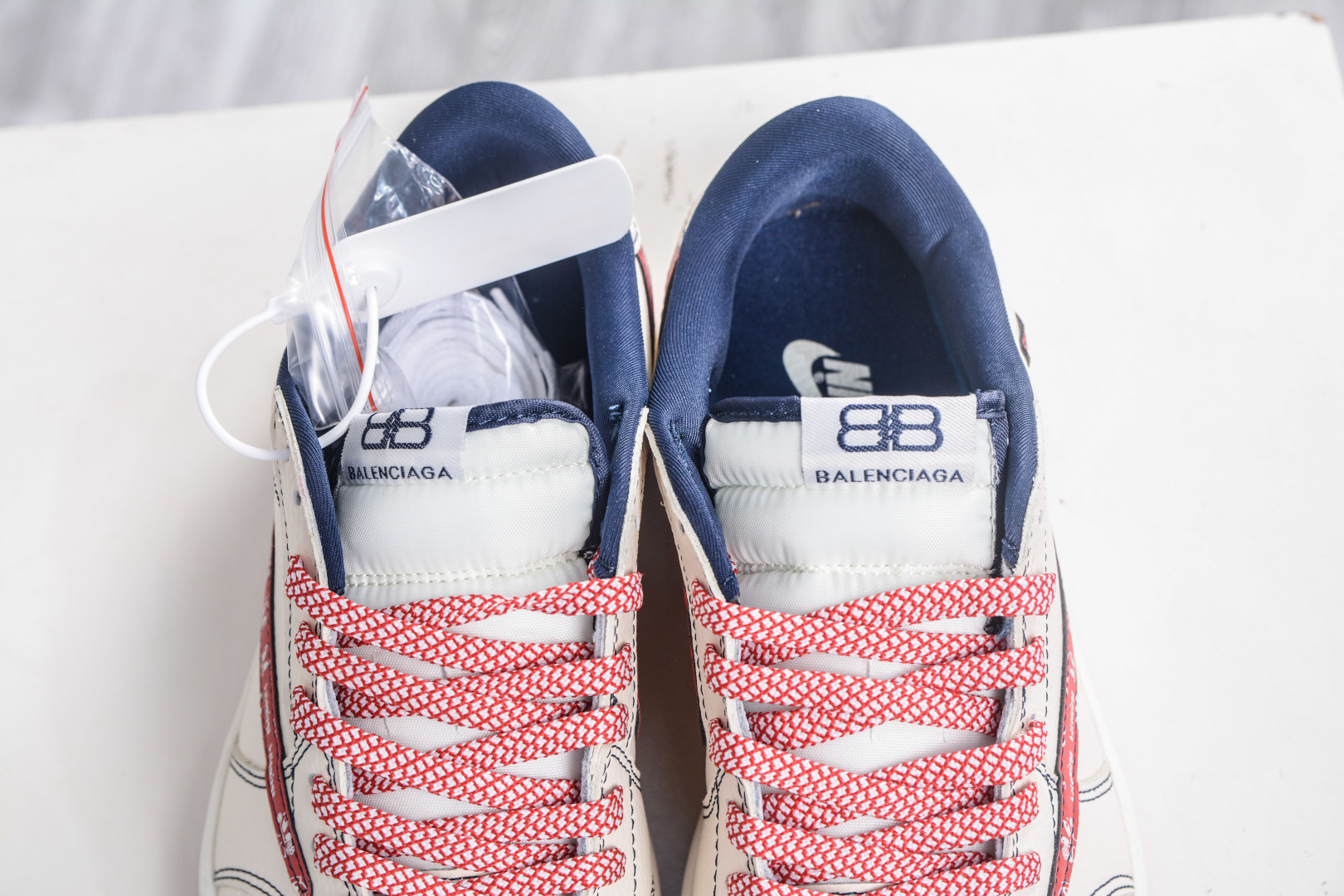 TS x Air Jordan x Balenciaga AJ1 Low 倒钩低帮联名巴黎世家-白深蓝红印花 DS2025-001