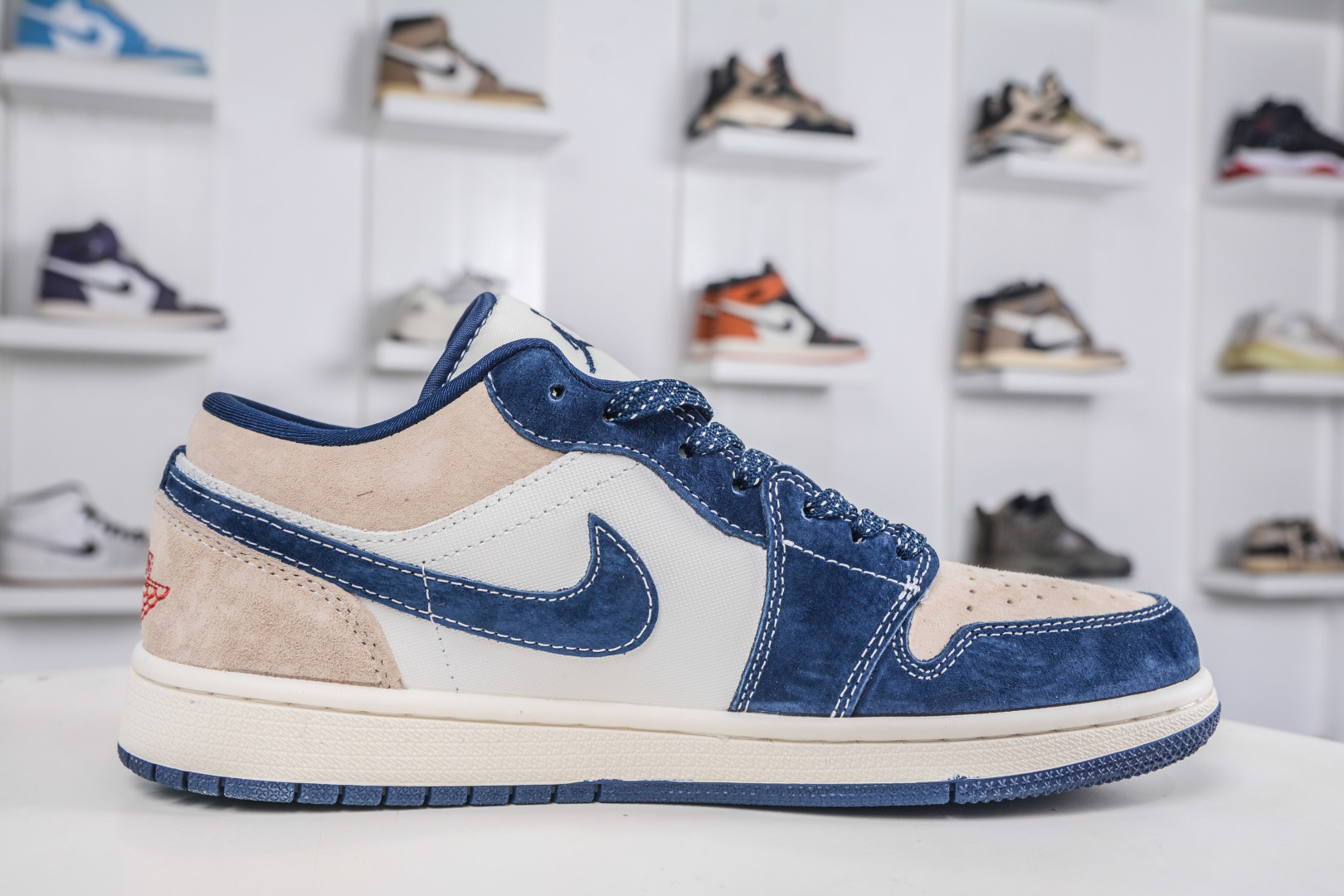 Air Jordan 1 Retro Low x Stussy 斯图西联名-深蓝棕 LR8888-015-High Quatity Cheap Brand wholesale wholesaler seller Clothes Bags handbags Sneakers Top Fashion Clothing Shoes from China Factory Chinese suppliers best Quality Beautiful Price Air Jordan 1 Retro Low x Stussy 斯图西联名-深蓝棕 LR8888-015