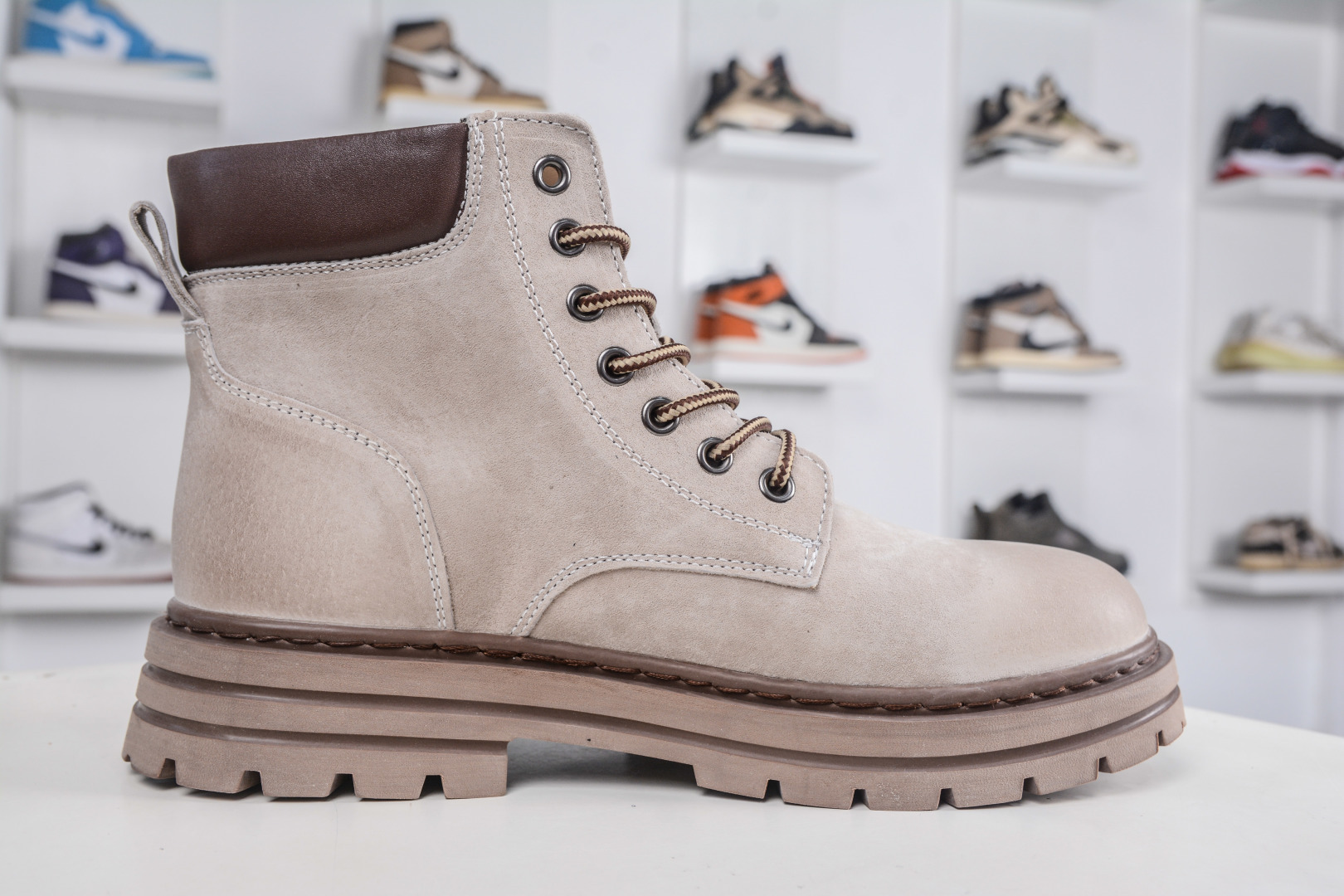 Timberland添柏岚/天伯伦户外高帮休闲大黄靴系列