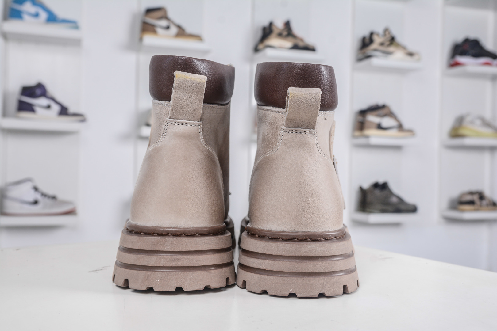 Timberland添柏岚/天伯伦户外高帮休闲大黄靴系列