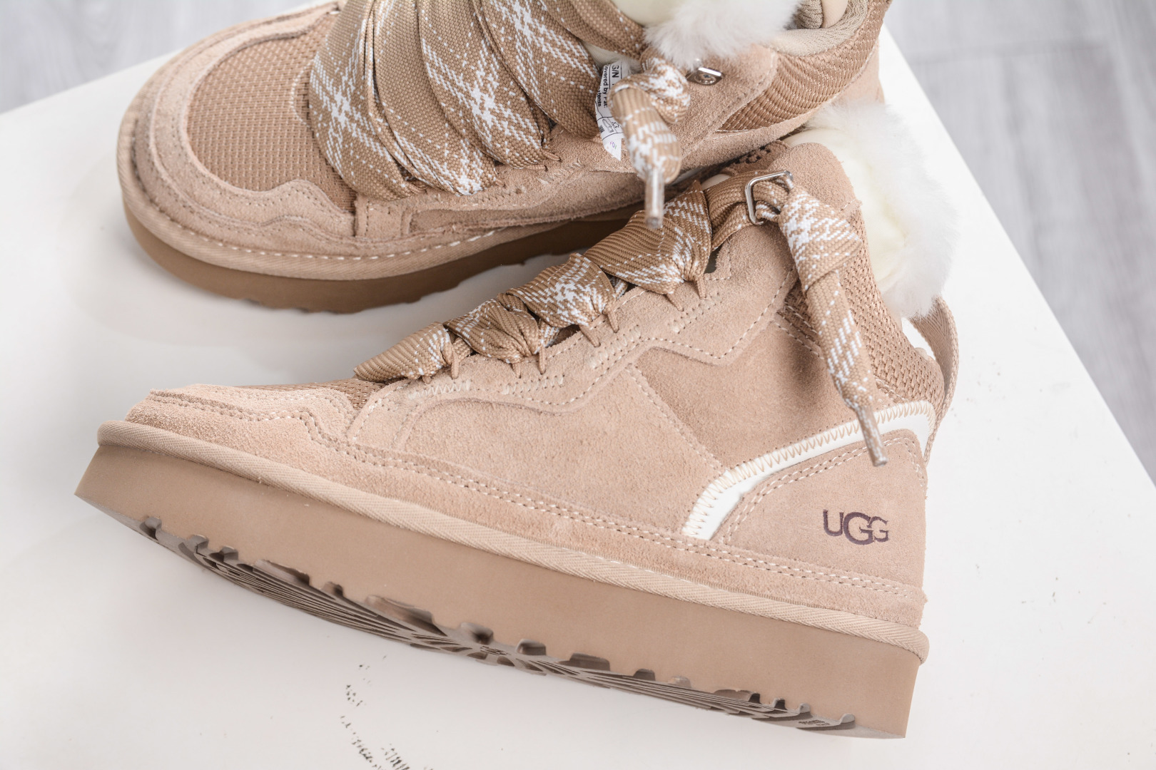 UGG Highland海兰德系列 简约舒适 时尚潮流 保暖 高帮雪地靴 W/1145390