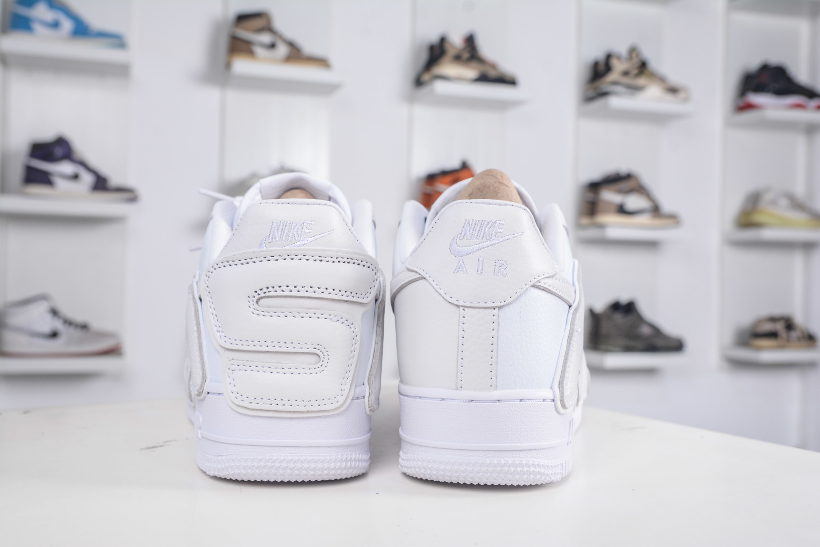 TOP纯原 CPFM x NK Air Force 1 07 Low 空军一号系列低帮经典百搭休闲运动板鞋“联名放大补丁字母” FQ7069-100-High Quatity Cheap Brand wholesale wholesaler seller Clothes Bags handbags Sneakers Top Fashion Clothing Shoes from China Factory Chinese suppliers best Quality Beautiful Price TOP纯原 CPFM x NK Air Force 1 07 Low 空军一号系列低帮经典百搭休闲运动板鞋“联名放大补丁字母” FQ7069-100