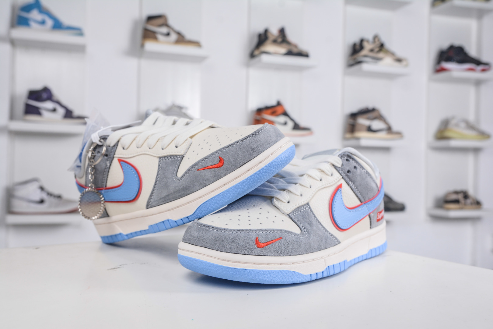Nike SB Dunk Low The North Face Custom Sneakers - Low-Top Casual Shoes 6 cmp i1760628285207 3733 0 5