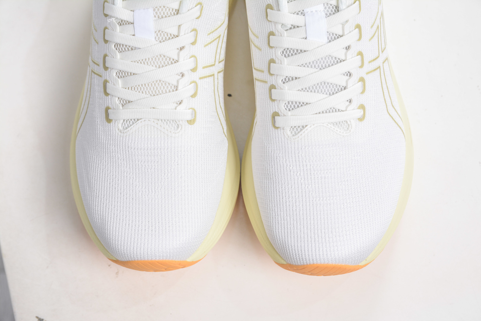 Asics Gel-Saiun 3: Retro Style, Breathable Comfort, and Durable Running Shoes 10 cmp i1760628339314 9416 0 8