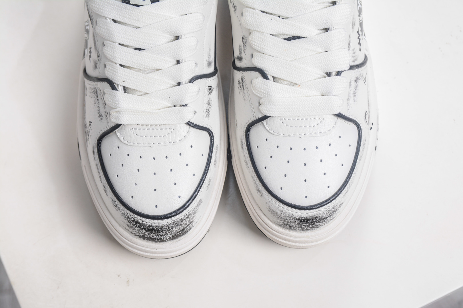 MLB Chunky Liner Graffiti Sneakers - Lightweight & Comfortable Fashion Shoes 10 cmp i1760628450050 7274 0 8