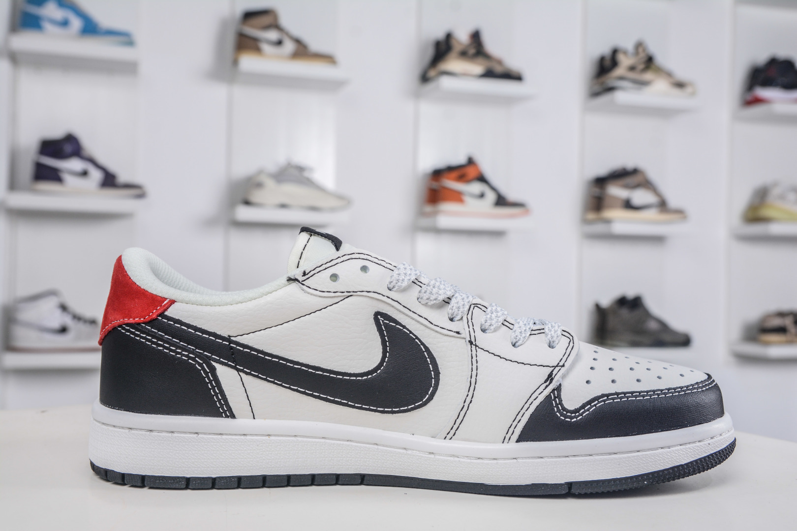 TS x Air Jordan 1 Retro Low x The North Face 北面联名-白黑涂鸦勾 DZ5899-028-High Quatity Cheap Brand wholesale wholesaler seller Clothes Bags handbags Sneakers Top Fashion Clothing Shoes from China Factory Chinese suppliers best Quality Beautiful Price TS x Air Jordan 1 Retro Low x The North Face 北面联名-白黑涂鸦勾 DZ5899-028