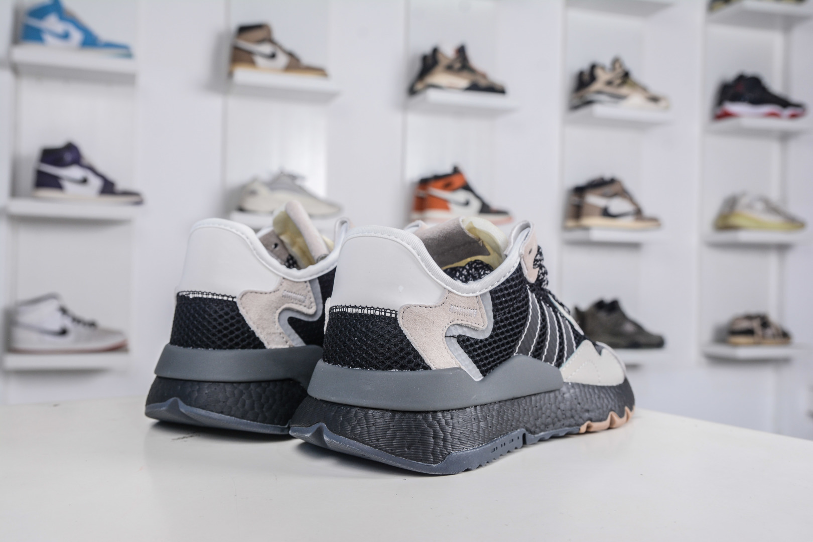 AD originals Nite Jogger Pride 夜行者减震耐磨低帮反光复古休闲百搭运动跑鞋 GY0159-High Quatity Cheap Brand wholesale wholesaler seller Clothes Bags handbags Sneakers Top Fashion Clothing Shoes from China Factory Chinese suppliers best Quality Beautiful Price AD originals Nite Jogger Pride 夜行者减震耐磨低帮反光复古休闲百搭运动跑鞋 GY0159