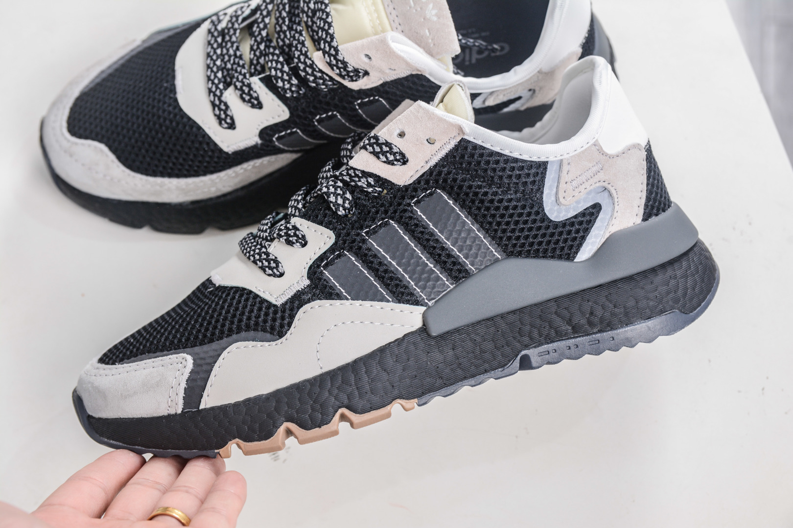 AD originals Nite Jogger Pride 夜行者减震耐磨低帮反光复古休闲百搭运动跑鞋 GY0159-High Quatity Cheap Brand wholesale wholesaler seller Clothes Bags handbags Sneakers Top Fashion Clothing Shoes from China Factory Chinese suppliers best Quality Beautiful Price AD originals Nite Jogger Pride 夜行者减震耐磨低帮反光复古休闲百搭运动跑鞋 GY0159