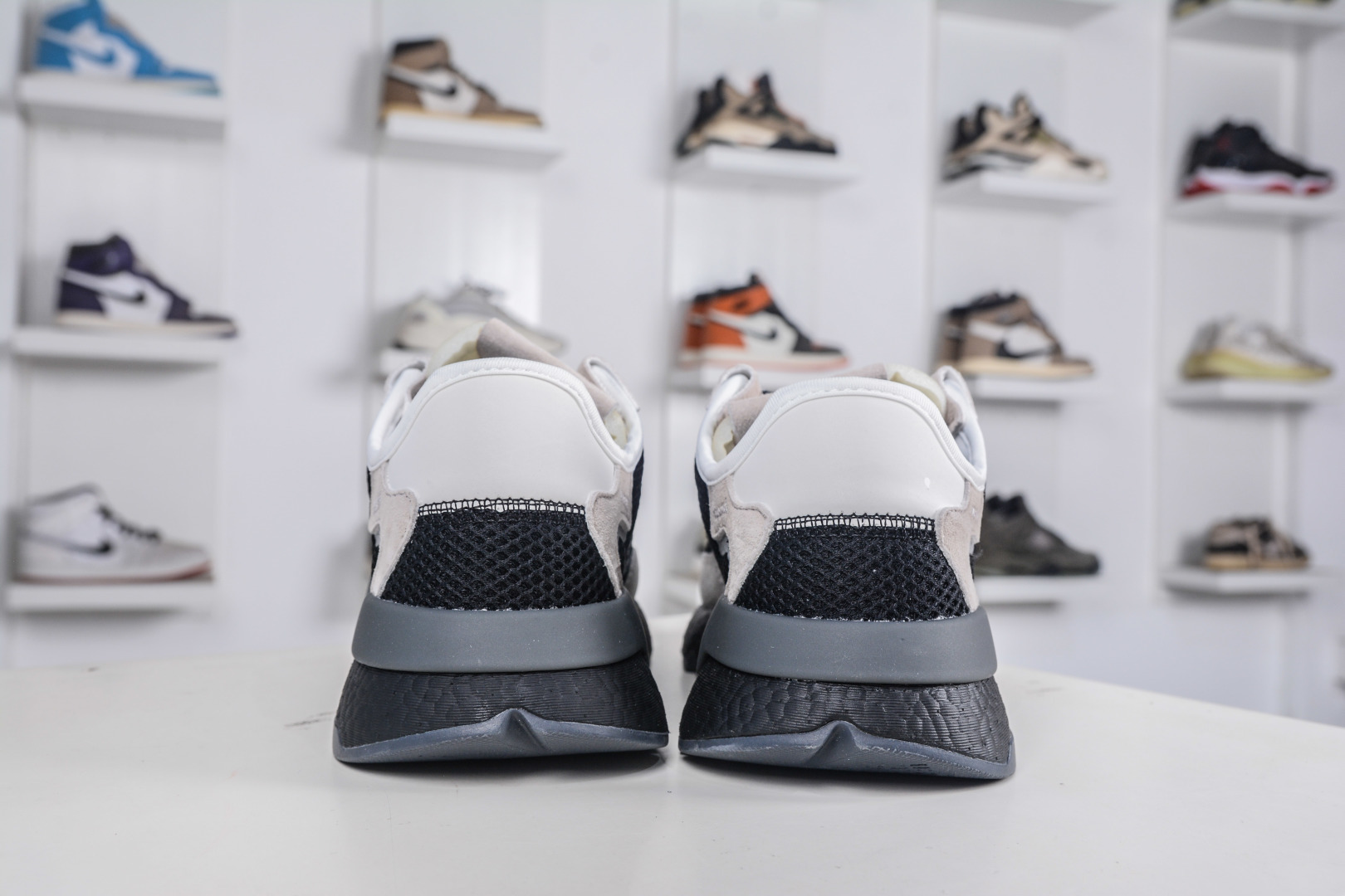 AD originals Nite Jogger Pride 夜行者减震耐磨低帮反光复古休闲百搭运动跑鞋 GY0159-High Quatity Cheap Brand wholesale wholesaler seller Clothes Bags handbags Sneakers Top Fashion Clothing Shoes from China Factory Chinese suppliers best Quality Beautiful Price AD originals Nite Jogger Pride 夜行者减震耐磨低帮反光复古休闲百搭运动跑鞋 GY0159