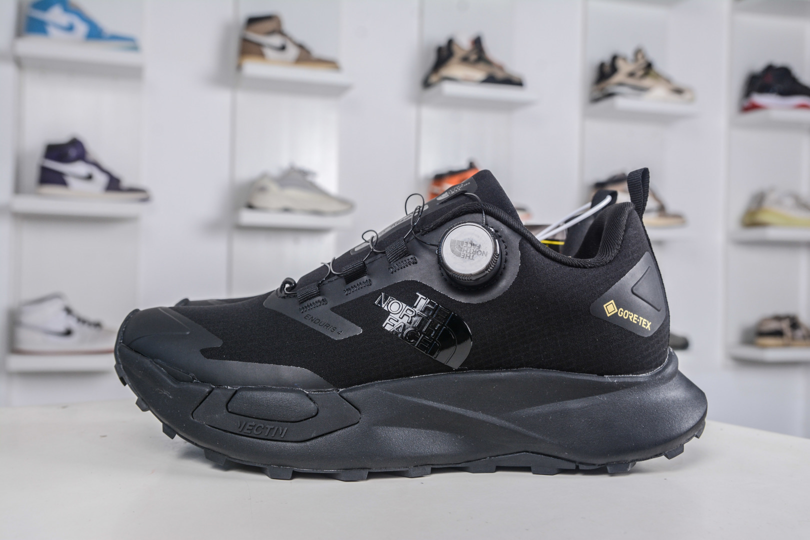 The North Face Men's Vectiv Enduris III Trail Running Shoes - Comfort & Grip