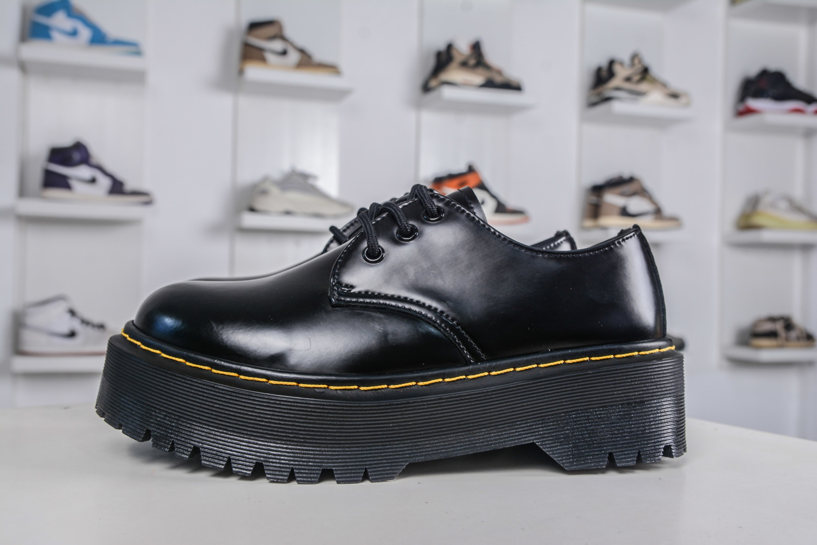 Dr. Martens 1461 Series Platform Oxfords - Timeless Style & Lasting Comfort 1 cmp i1760717731436 4669 0 0