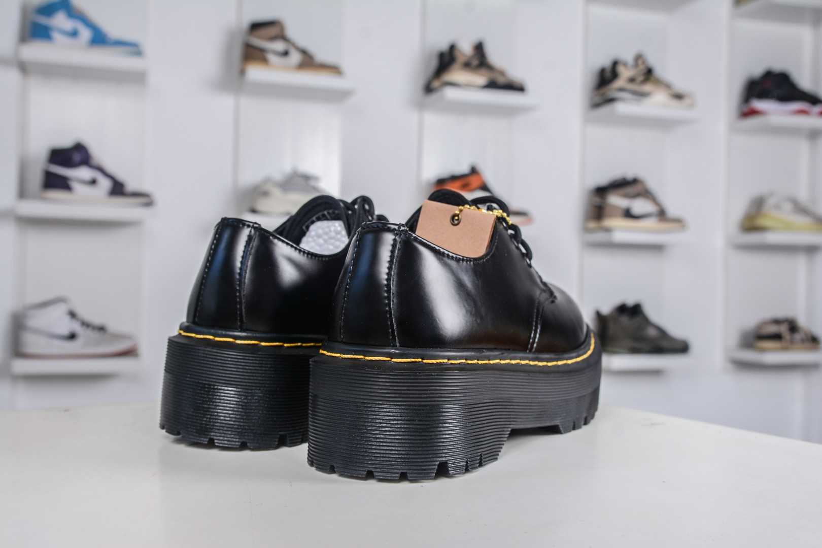 Dr. Martens 1461 Series Platform Oxfords - Timeless Style & Lasting Comfort 6 cmp i1760717731441 5063 0 5
