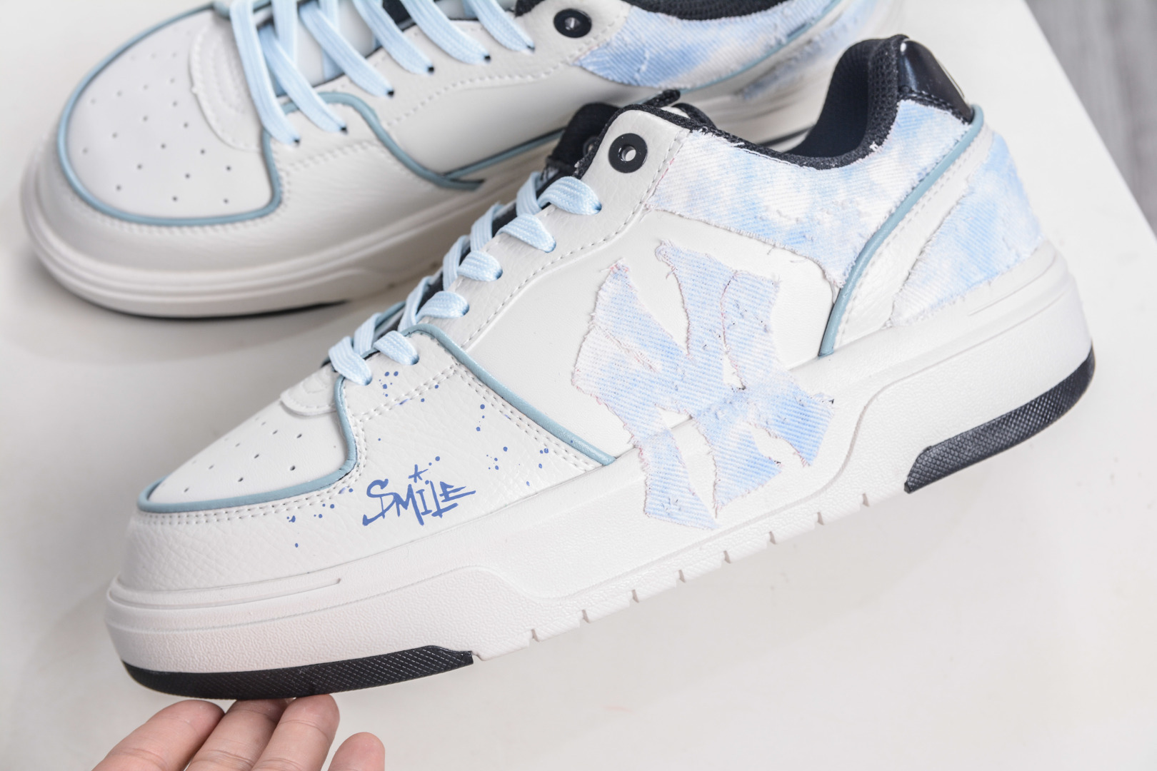 MLB Chunky Liner 万花弄 蓝迹 涂鸦定制配色学长鞋。 3ASXCA12N 50WHS-High Quatity Cheap Brand wholesale wholesaler seller Clothes Bags handbags Sneakers Top Fashion Clothing Shoes from China Factory Chinese suppliers best Quality Beautiful Price MLB Chunky Liner 万花弄 蓝迹 涂鸦定制配色学长鞋。 3ASXCA12N 50WHS