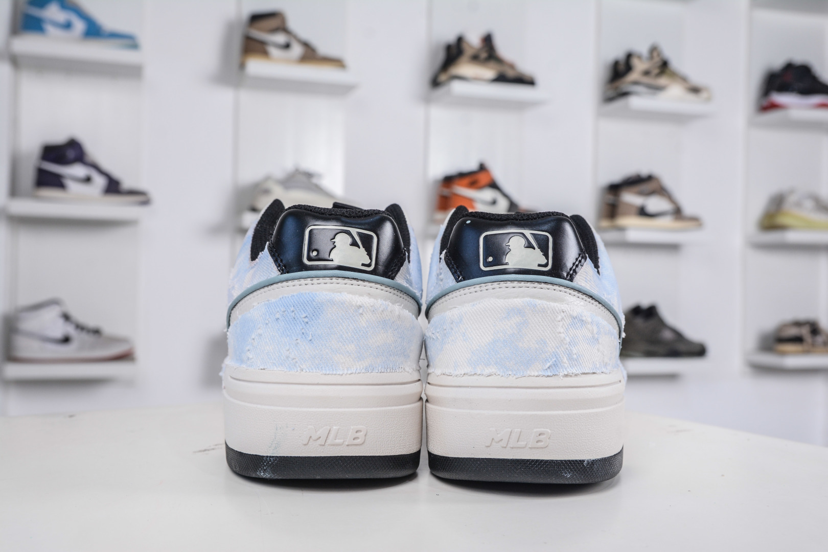 MLB Chunky Liner 万花弄 蓝迹 涂鸦定制配色学长鞋。 3ASXCA12N 50WHS-High Quatity Cheap Brand wholesale wholesaler seller Clothes Bags handbags Sneakers Top Fashion Clothing Shoes from China Factory Chinese suppliers best Quality Beautiful Price MLB Chunky Liner 万花弄 蓝迹 涂鸦定制配色学长鞋。 3ASXCA12N 50WHS