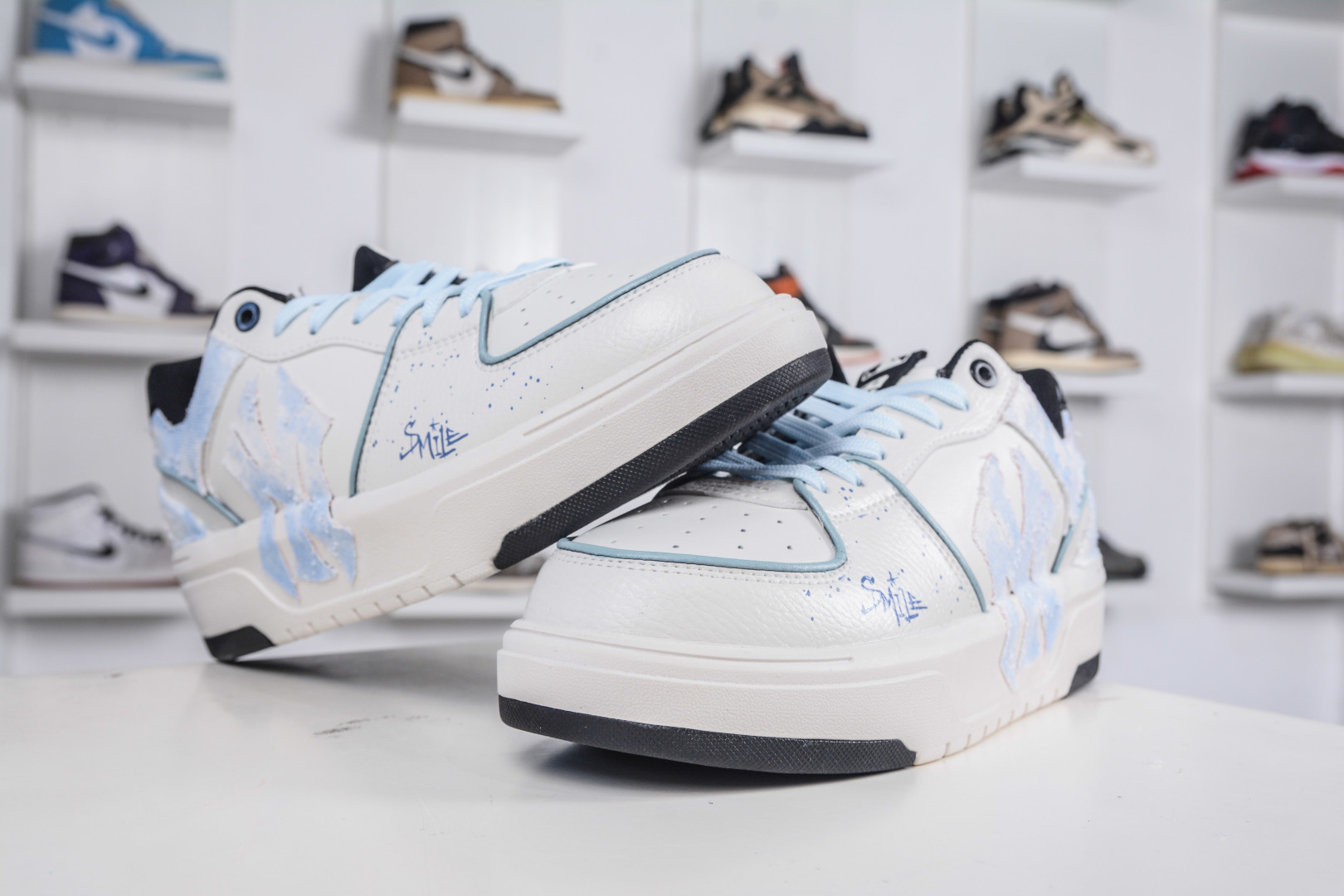 MLB Chunky Liner 万花弄 蓝迹 涂鸦定制配色学长鞋。 3ASXCA12N 50WHS-High Quatity Cheap Brand wholesale wholesaler seller Clothes Bags handbags Sneakers Top Fashion Clothing Shoes from China Factory Chinese suppliers best Quality Beautiful Price MLB Chunky Liner 万花弄 蓝迹 涂鸦定制配色学长鞋。 3ASXCA12N 50WHS