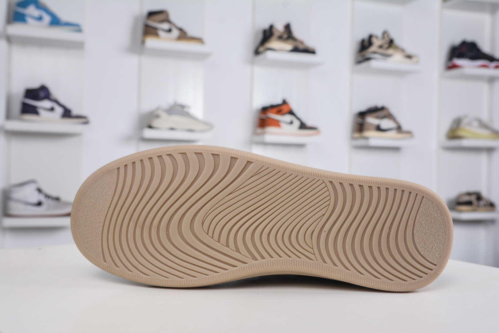 ECCO爱步休闲鞋秋 25年新款时尚德训鞋 经典百搭板鞋 632521-01-High Quatity Cheap Brand wholesale wholesaler seller Clothes Bags handbags Sneakers Top Fashion Clothing Shoes from China Factory Chinese suppliers best Quality Beautiful Price ECCO爱步休闲鞋秋 25年新款时尚德训鞋 经典百搭板鞋 632521-01