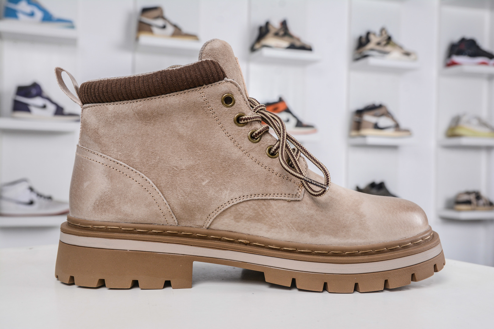 Timberland添柏岚/天伯伦 户外高帮休闲大黄靴系列 TB1003- KHAKI-High Quatity Cheap Brand wholesale wholesaler seller Clothes Bags handbags Sneakers Top Fashion Clothing Shoes from China Factory Chinese suppliers best Quality Beautiful Price Timberland添柏岚/天伯伦 户外高帮休闲大黄靴系列 TB1003- KHAKI