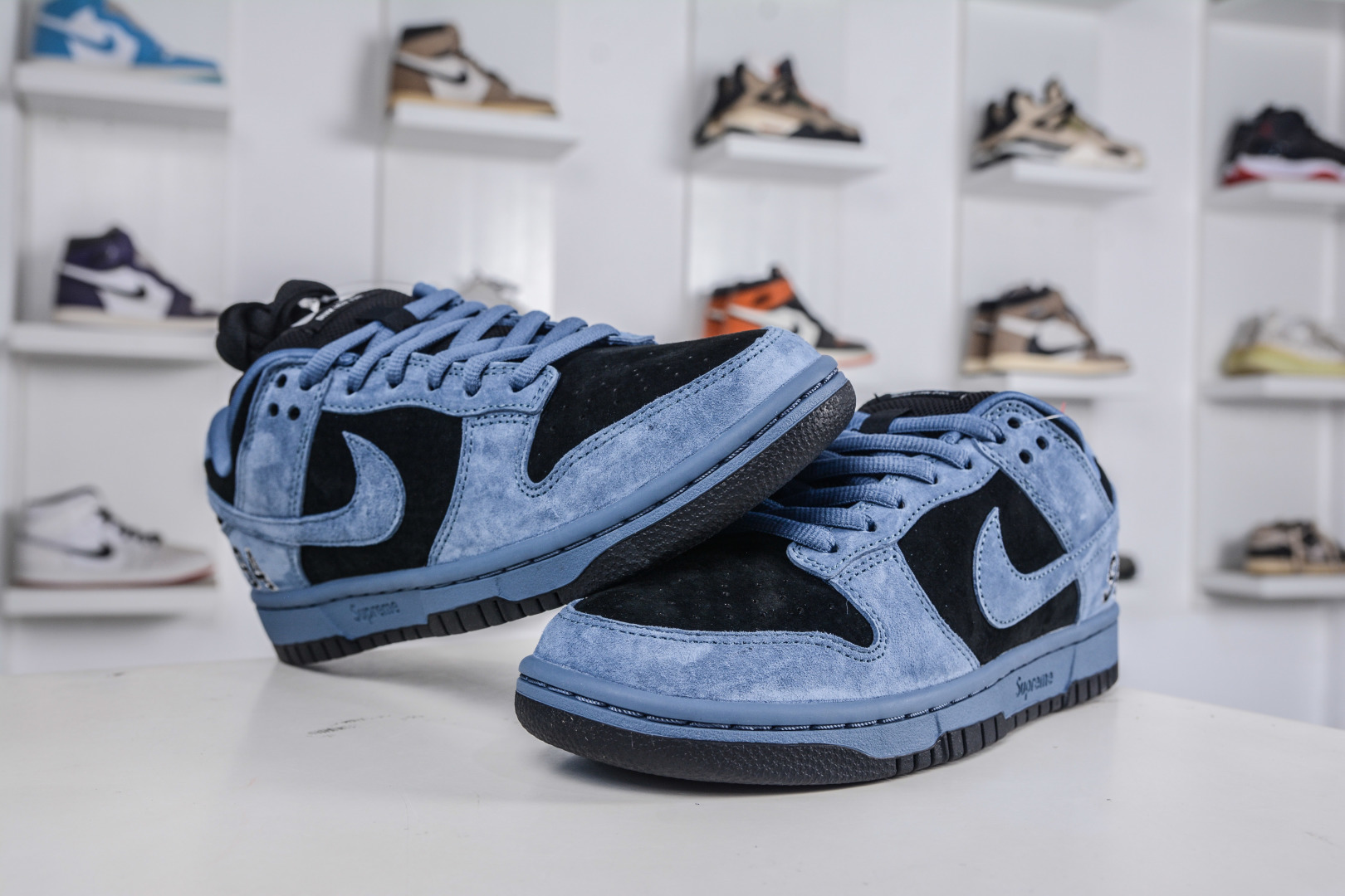 AY版纯原 Supreme x Nk Dunk SB Dunk Low 联名美国限定黑蓝 HQ8487-400-High Quatity Cheap Brand wholesale wholesaler seller Clothes Bags handbags Sneakers Top Fashion Clothing Shoes from China Factory Chinese suppliers best Quality Beautiful Price AY版纯原 Supreme x Nk Dunk SB Dunk Low 联名美国限定黑蓝 HQ8487-400