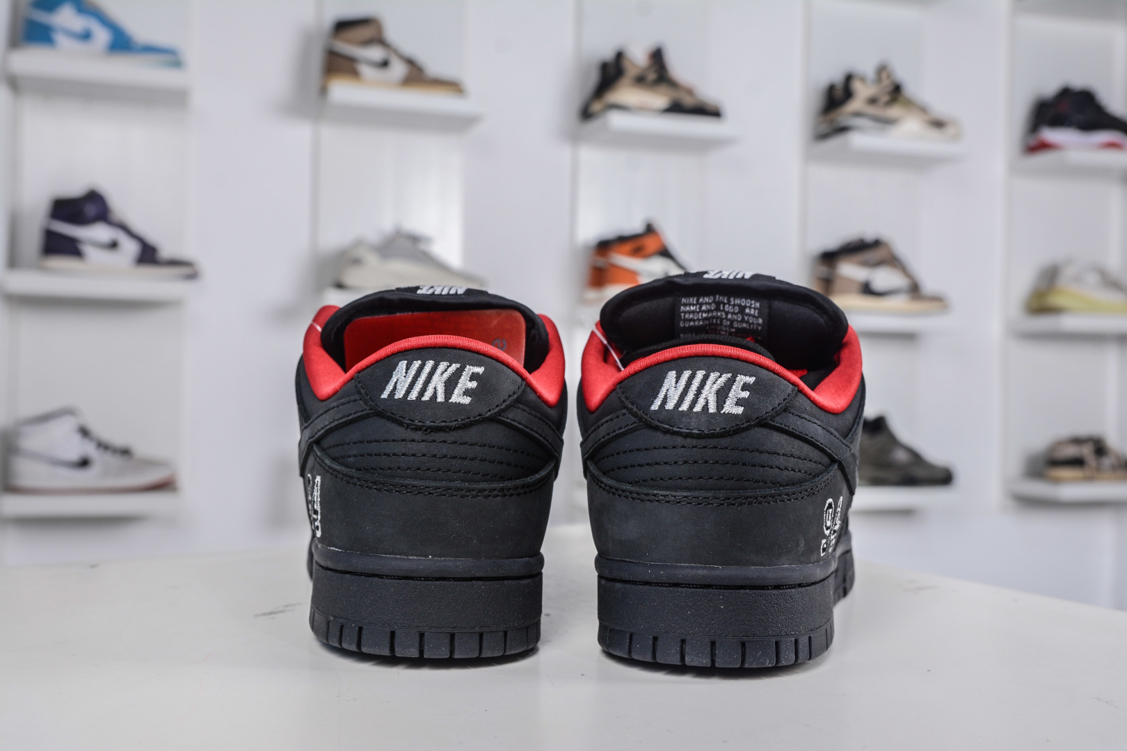 AY版纯原 Supreme x Nk Dunk SB Dunk Low 联名美国限定黑红 HQ8487-001