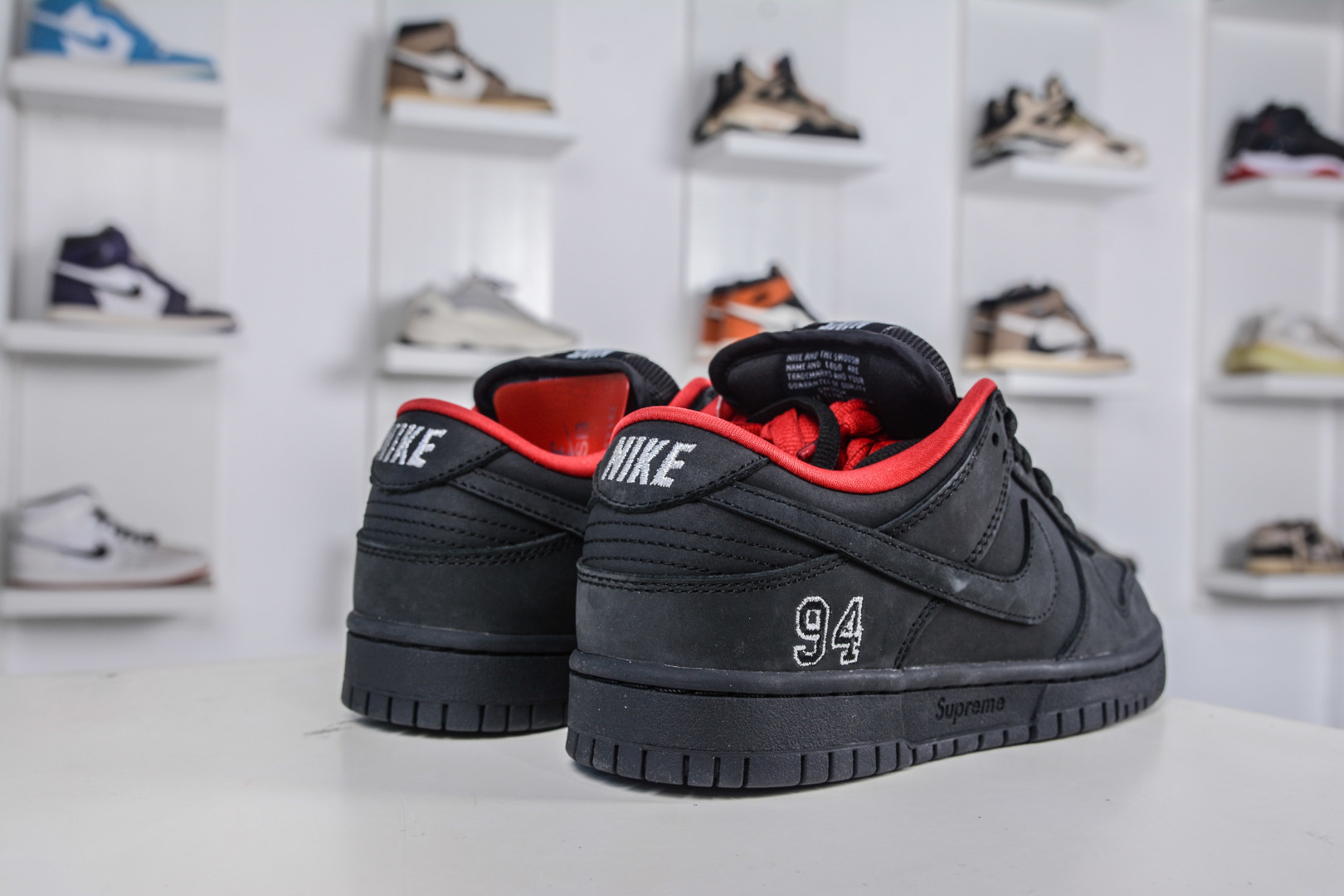 AY版纯原 Supreme x Nk Dunk SB Dunk Low 联名美国限定黑红 HQ8487-001