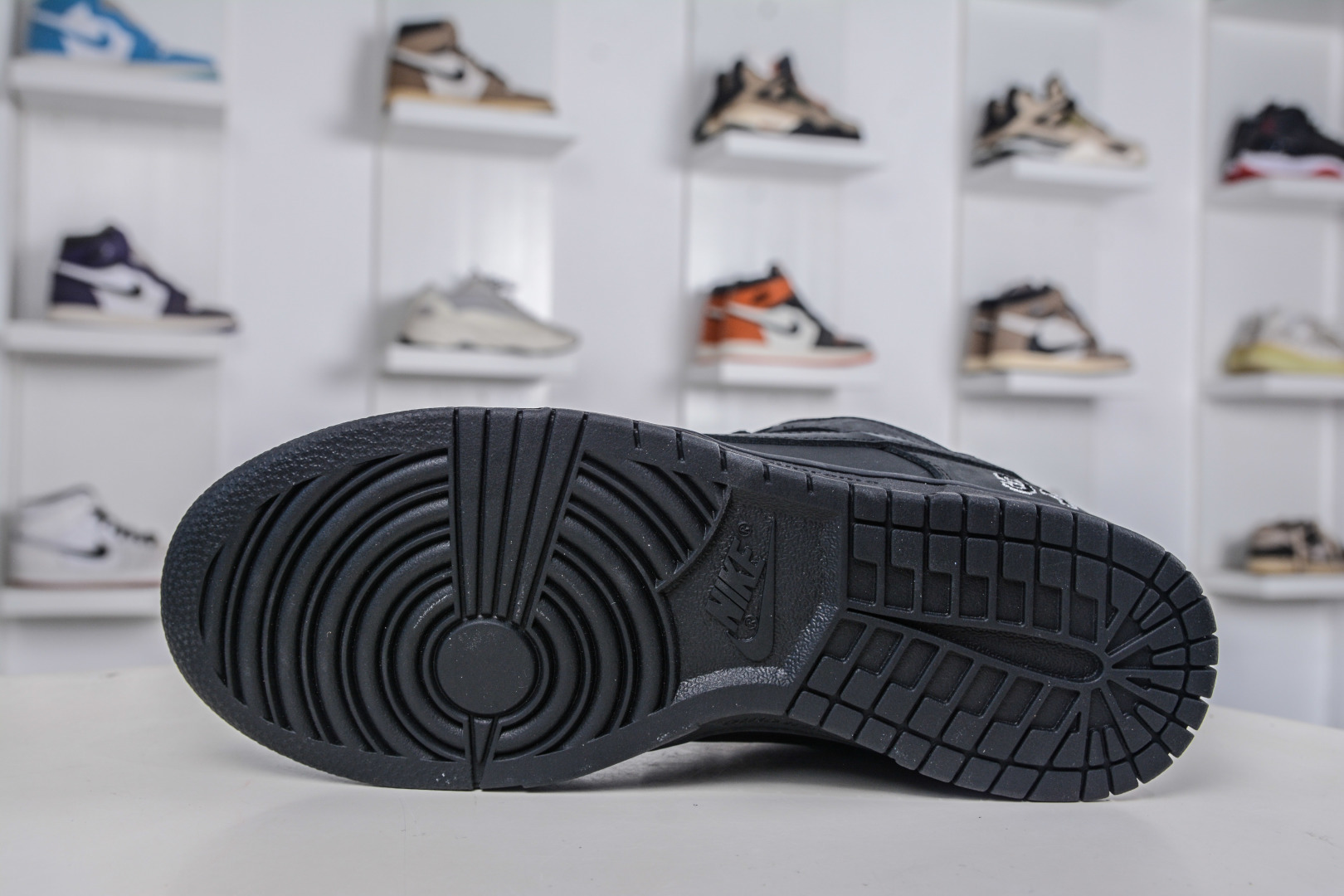 AY版纯原 Supreme x Nk Dunk SB Dunk Low 联名美国限定黑红 HQ8487-001