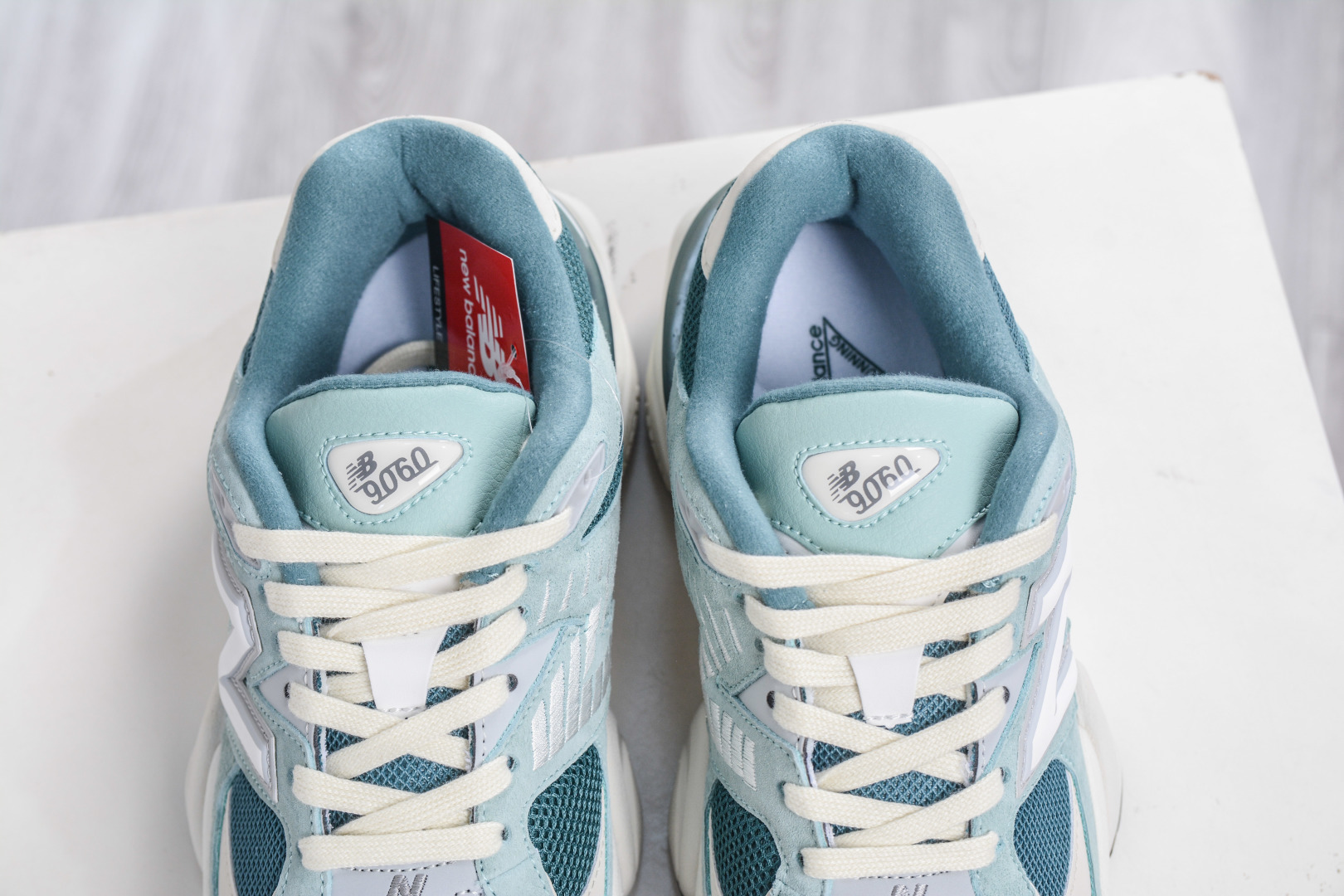 AY版纯原 New Balance NB9060系列 新百伦绒面革网布经典百搭防滑耐磨透气低帮生活休闲鞋 U9060FG-High Quatity Cheap Brand wholesale wholesaler seller Clothes Bags handbags Sneakers Top Fashion Clothing Shoes from China Factory Chinese suppliers best Quality Beautiful Price AY版纯原 New Balance NB9060系列 新百伦绒面革网布经典百搭防滑耐磨透气低帮生活休闲鞋 U9060FG