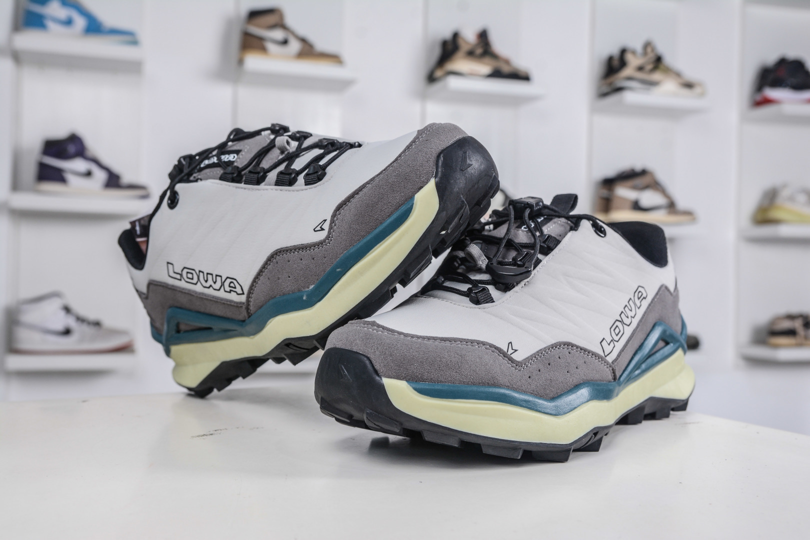 Lowa Men's Explorer II GTX Low Hiking Shoes Waterproof Breathable Durable 4 cmp i1760886350709 6671 0 3