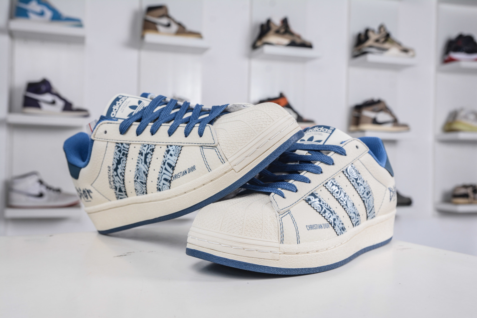 AD Originals Super x DIOR 米白蓝迪奥印花 经典复古贝壳头板鞋 DS5808