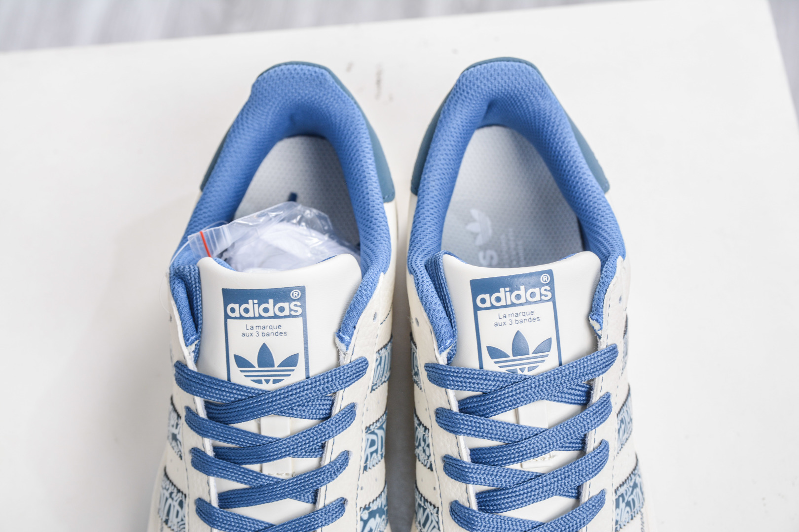 AD Originals Super x DIOR 米白蓝迪奥印花 经典复古贝壳头板鞋 DS5808