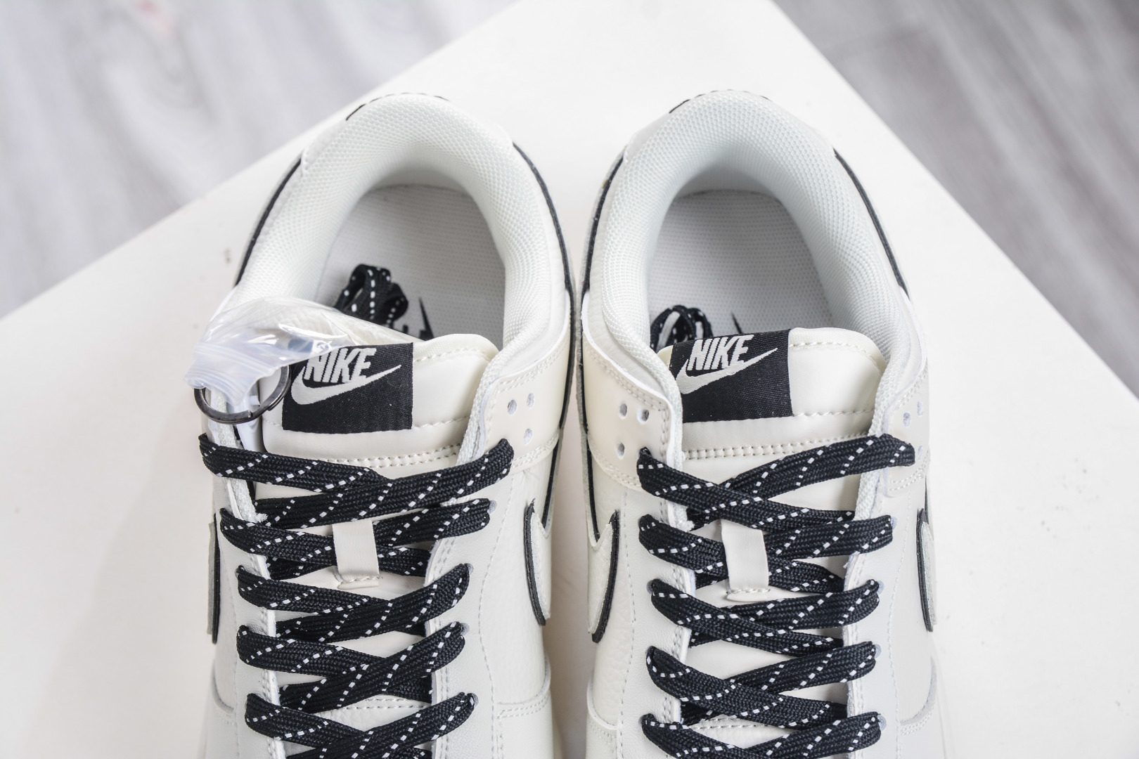 Nike SB Dunk Low x NIKE 耐克联名-米白黑 CS1688-115