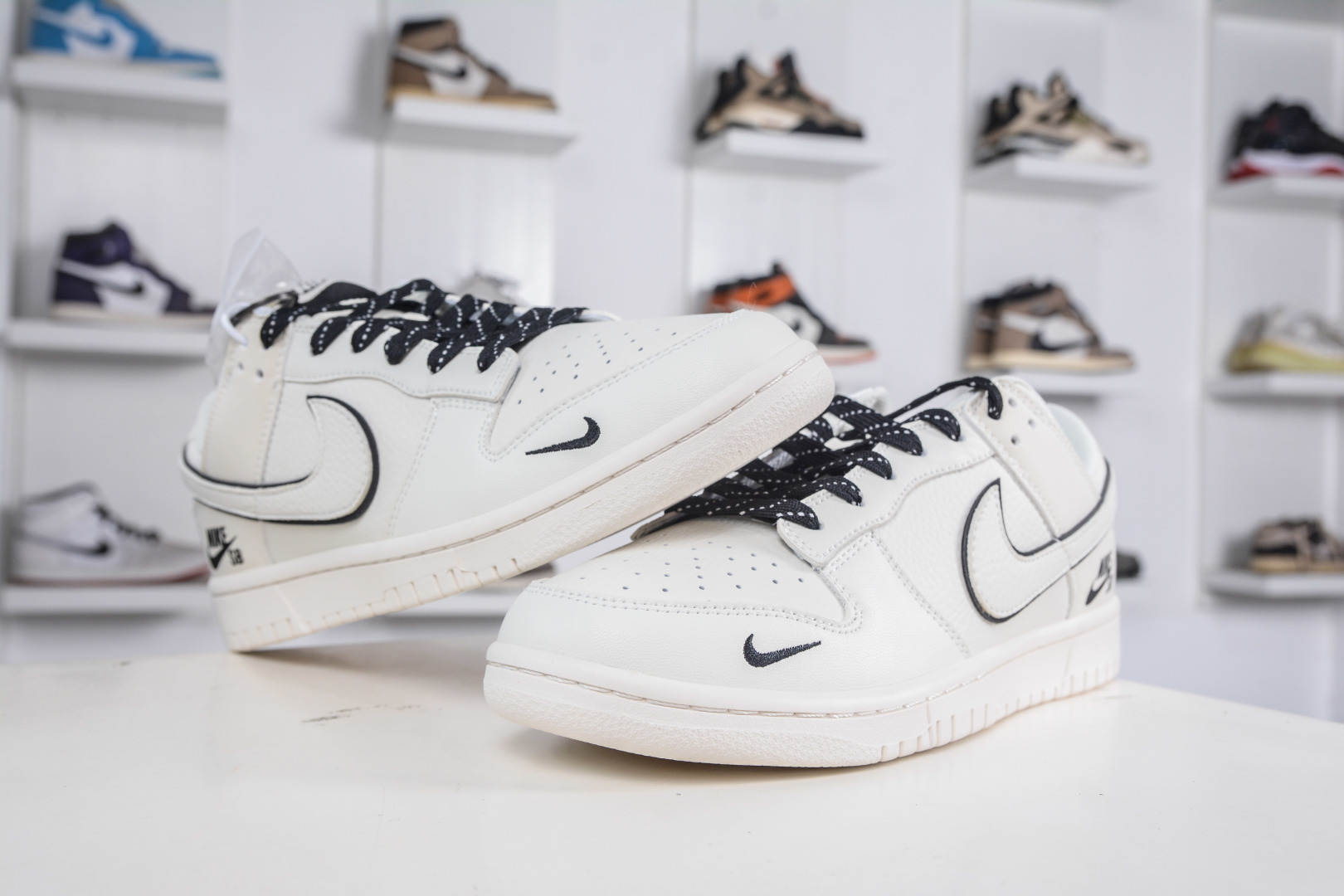 Nike SB Dunk Low x NIKE 耐克联名-米白黑 CS1688-115