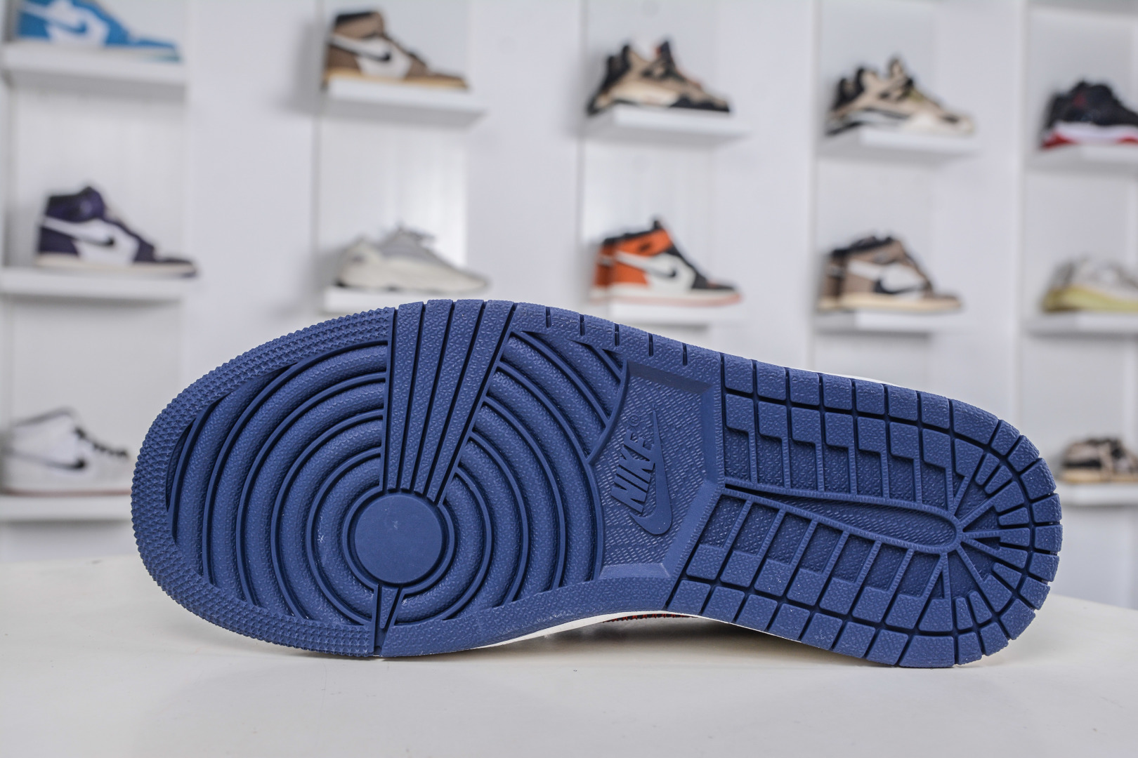 TS x Air Jordan x Chrome Hearts AJ1 Low 倒钩低帮联名克罗心-白黑红缝线勾 DZ5899-030