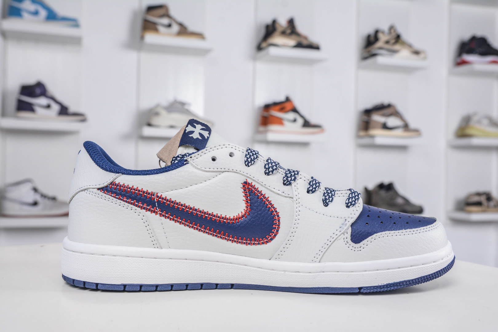 TS x Air Jordan x Chrome Hearts AJ1 Low 倒钩低帮联名克罗心-白黑红缝线勾 DZ5899-030