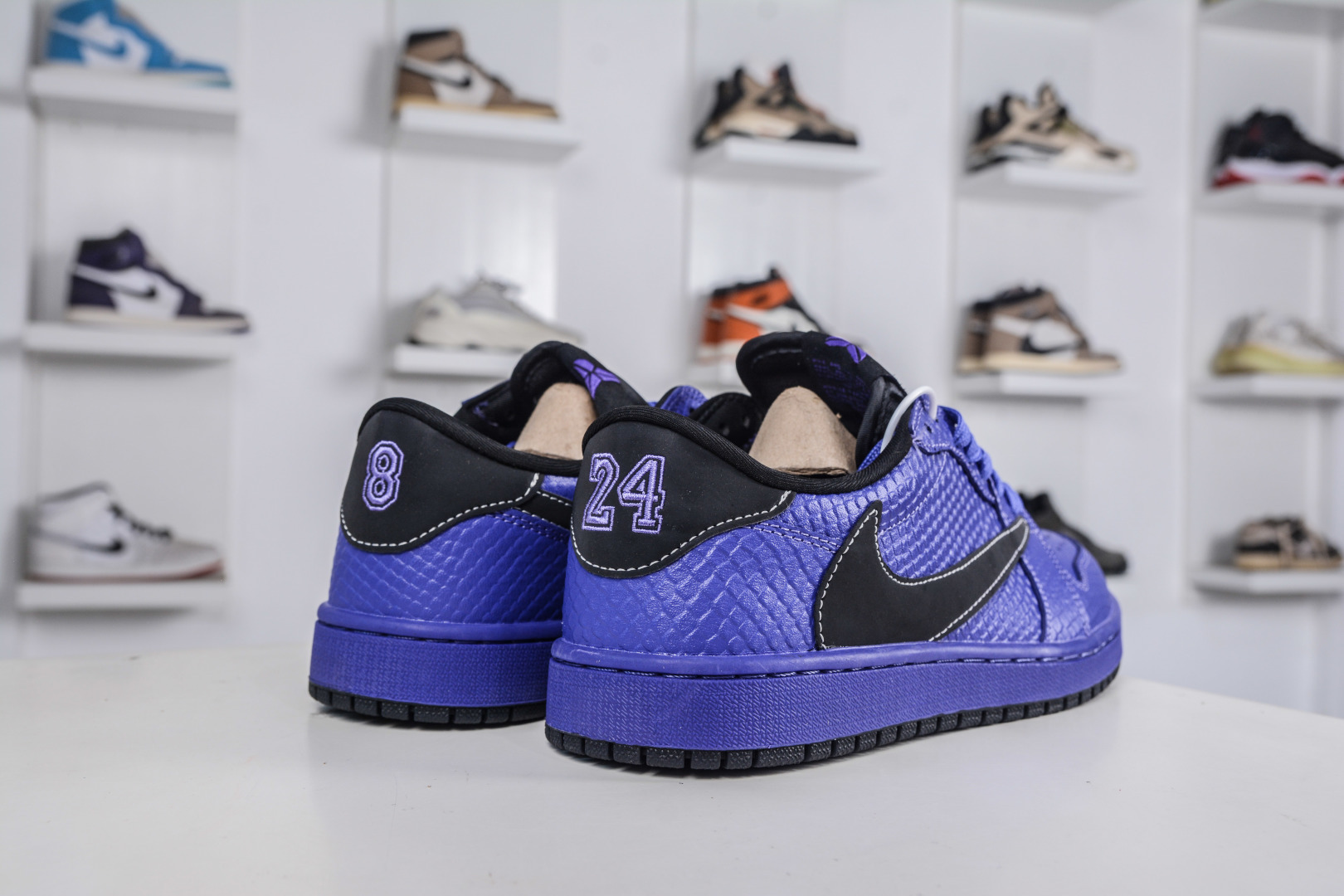 TS x Air Jordan x 科比限定 AJ1 Low 倒钩低帮联名科比-紫黑 LD2028-038