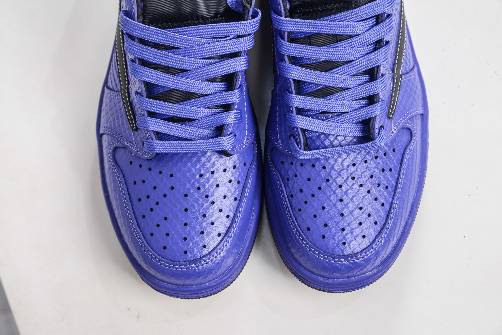 TS x Air Jordan x 科比限定 AJ1 Low 倒钩低帮联名科比-紫黑 LD2028-038