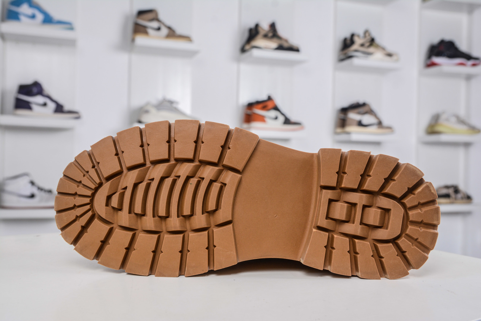 Cat Men's Classic Leather Boots, Durable Outdoor Casual Style 6 cmp i1760887238895 443 0 4