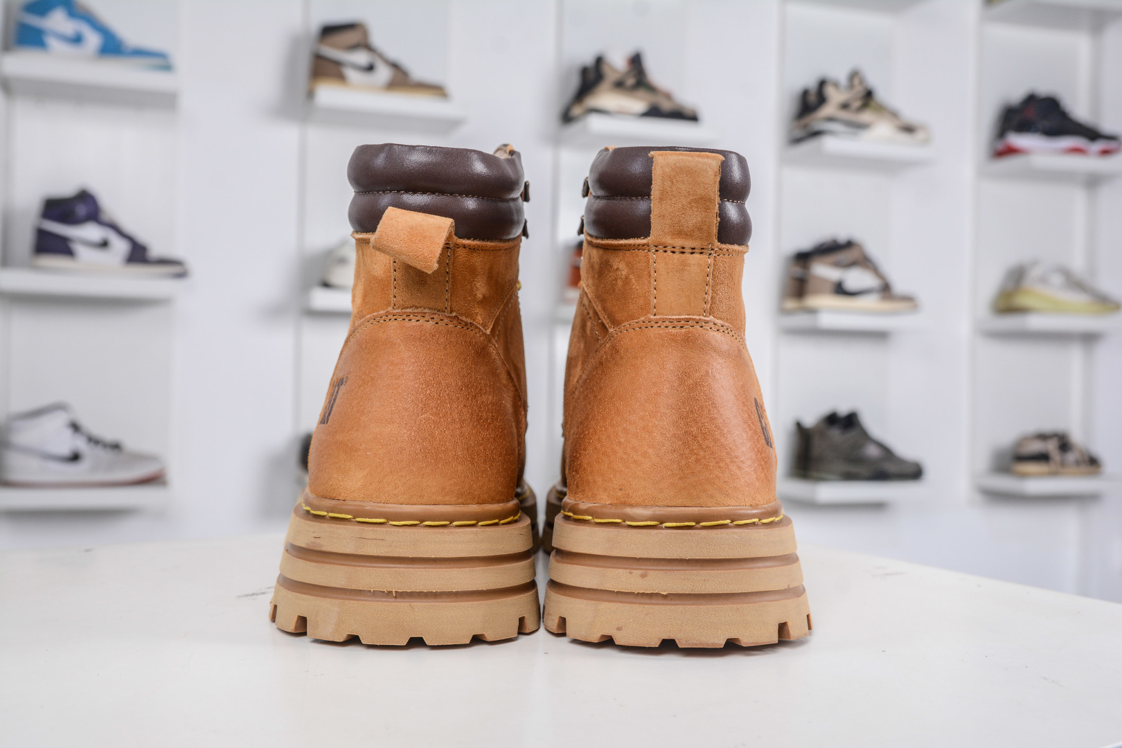 Cat Men's Classic Leather Boots, Durable Outdoor Casual Style 3 cmp i1760887238905 5285 0 1