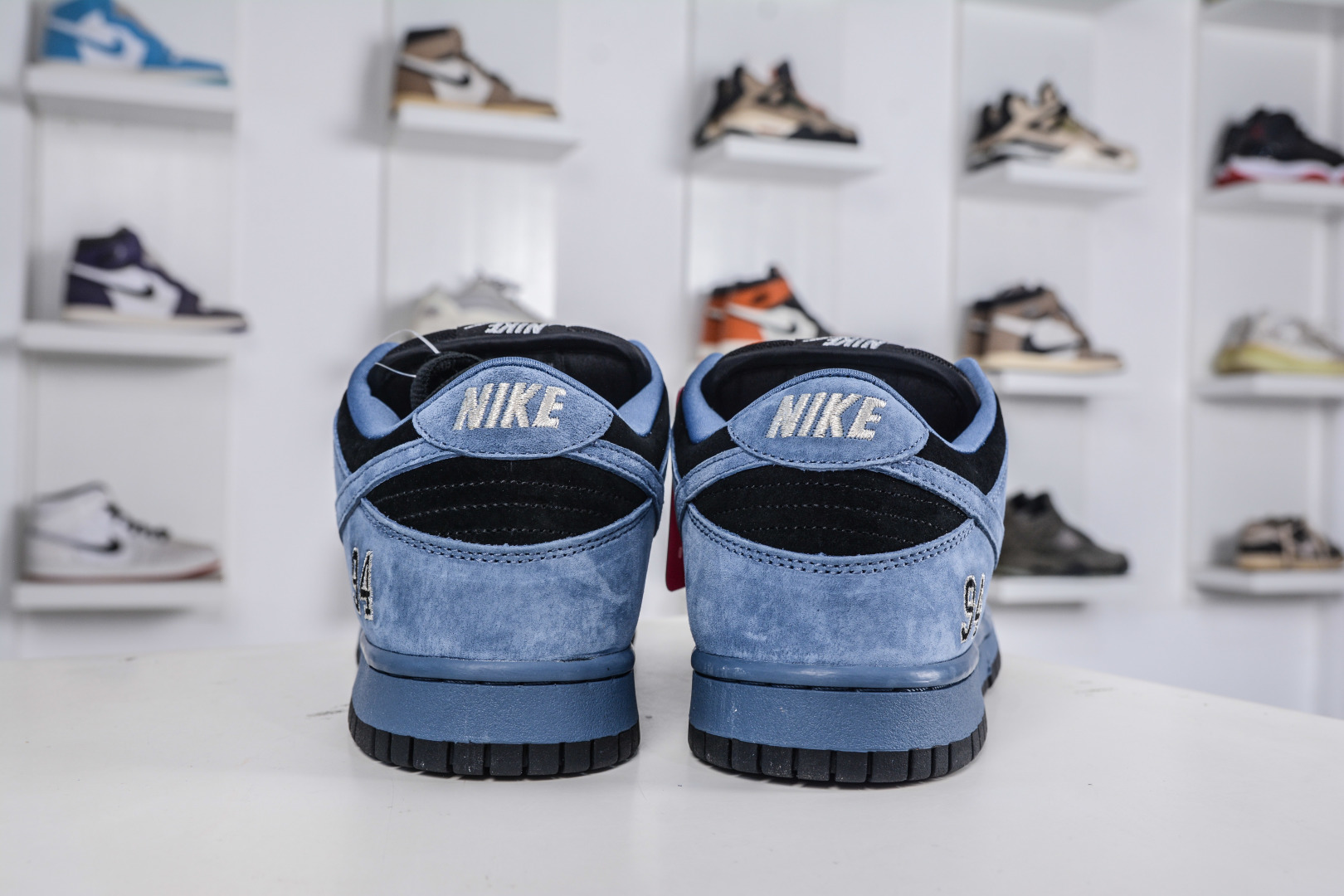 Supreme x Nike SB Dunk Low Black Blue Skateboarding Shoes HQ8487 3 cmp i1760887569829 5432 0 1